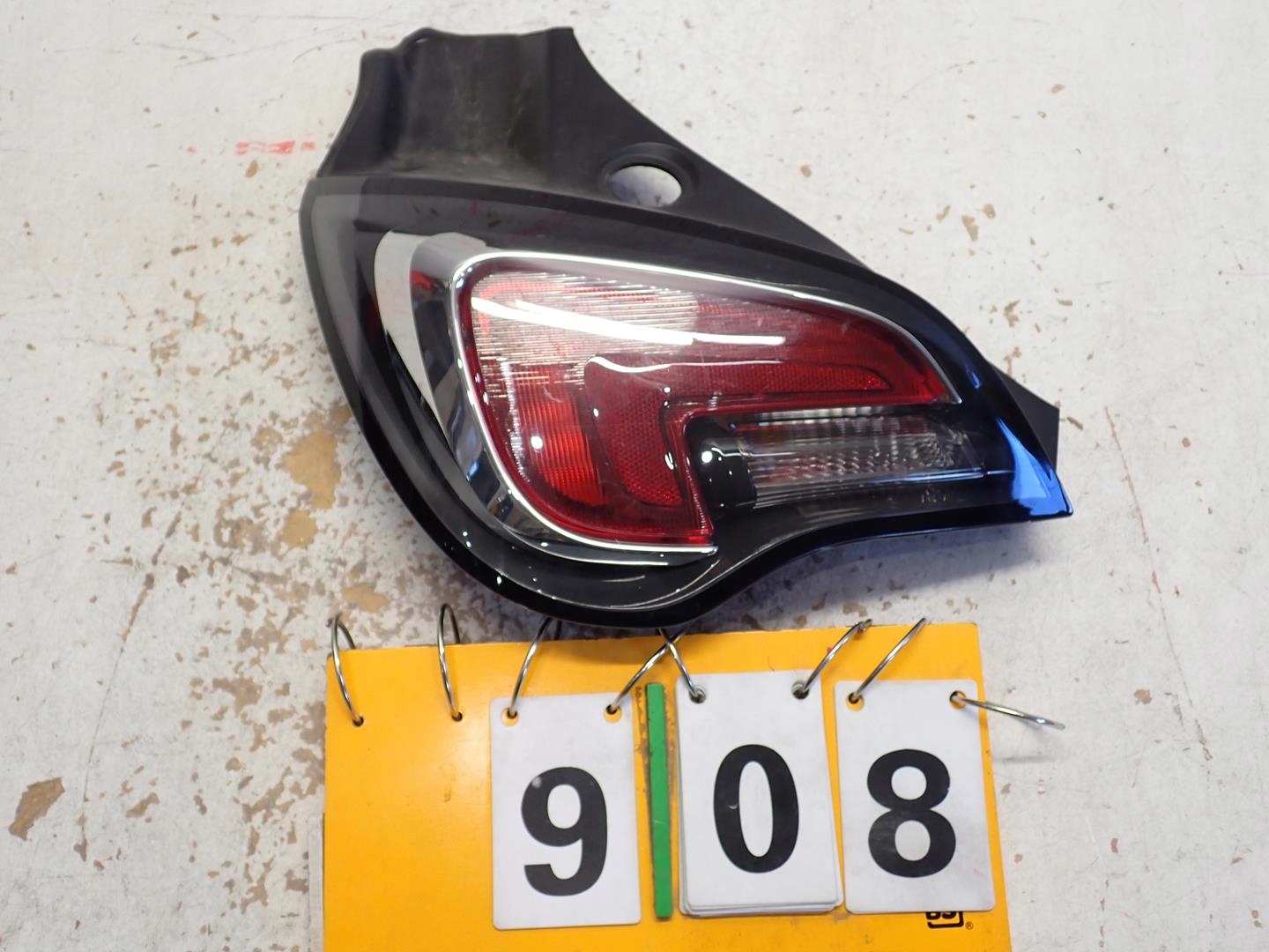 light rear part rear left OPEL ADAM 2013- 39025875