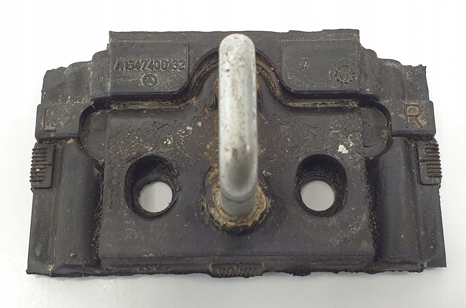 RYGIEL ZAMKA KLAPY TYŁ MERCEDES ML W164