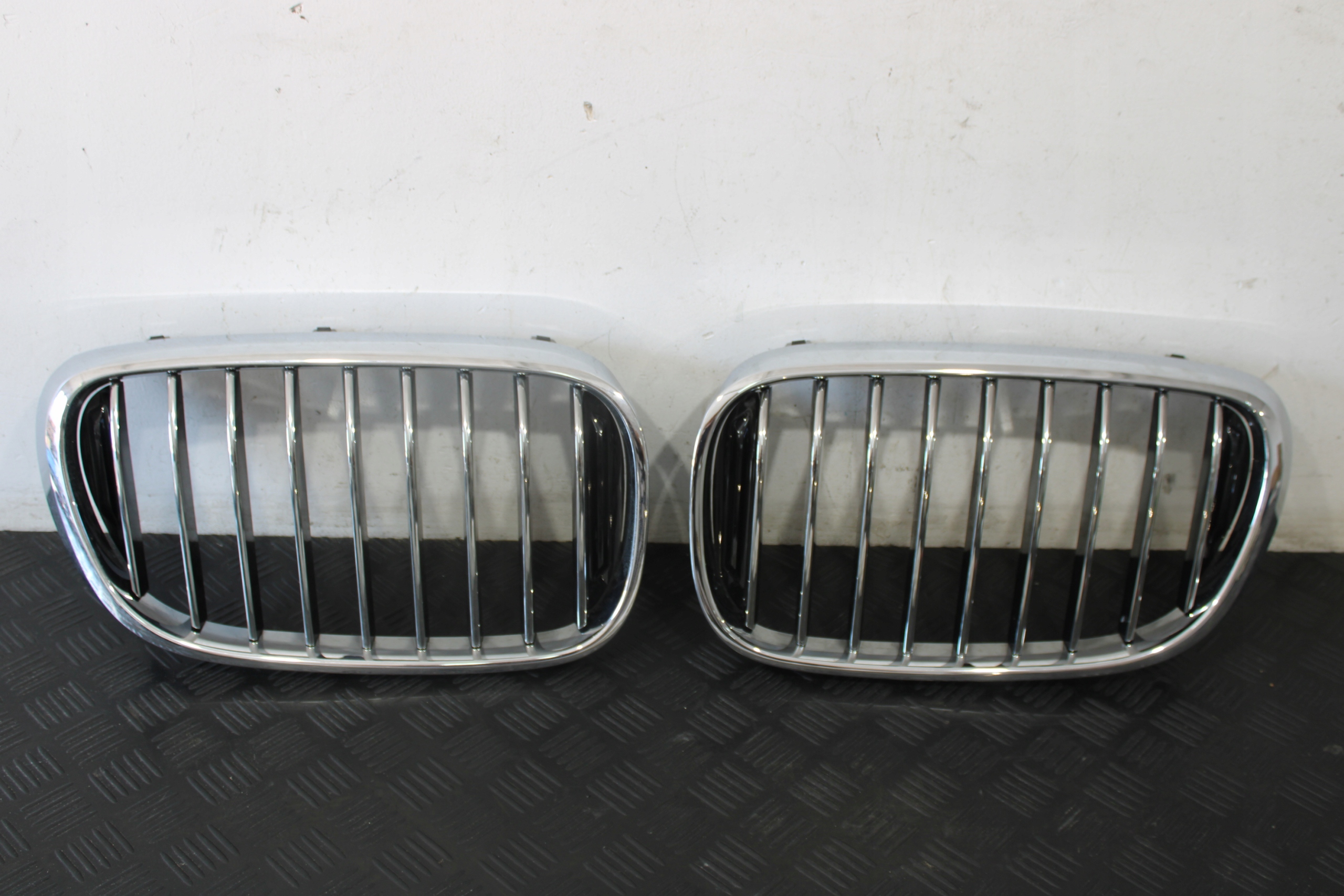 BMW 7 G11 Kühlergrill FRONTGRILL Kühlergitter 7369904 - Thumbnail 1