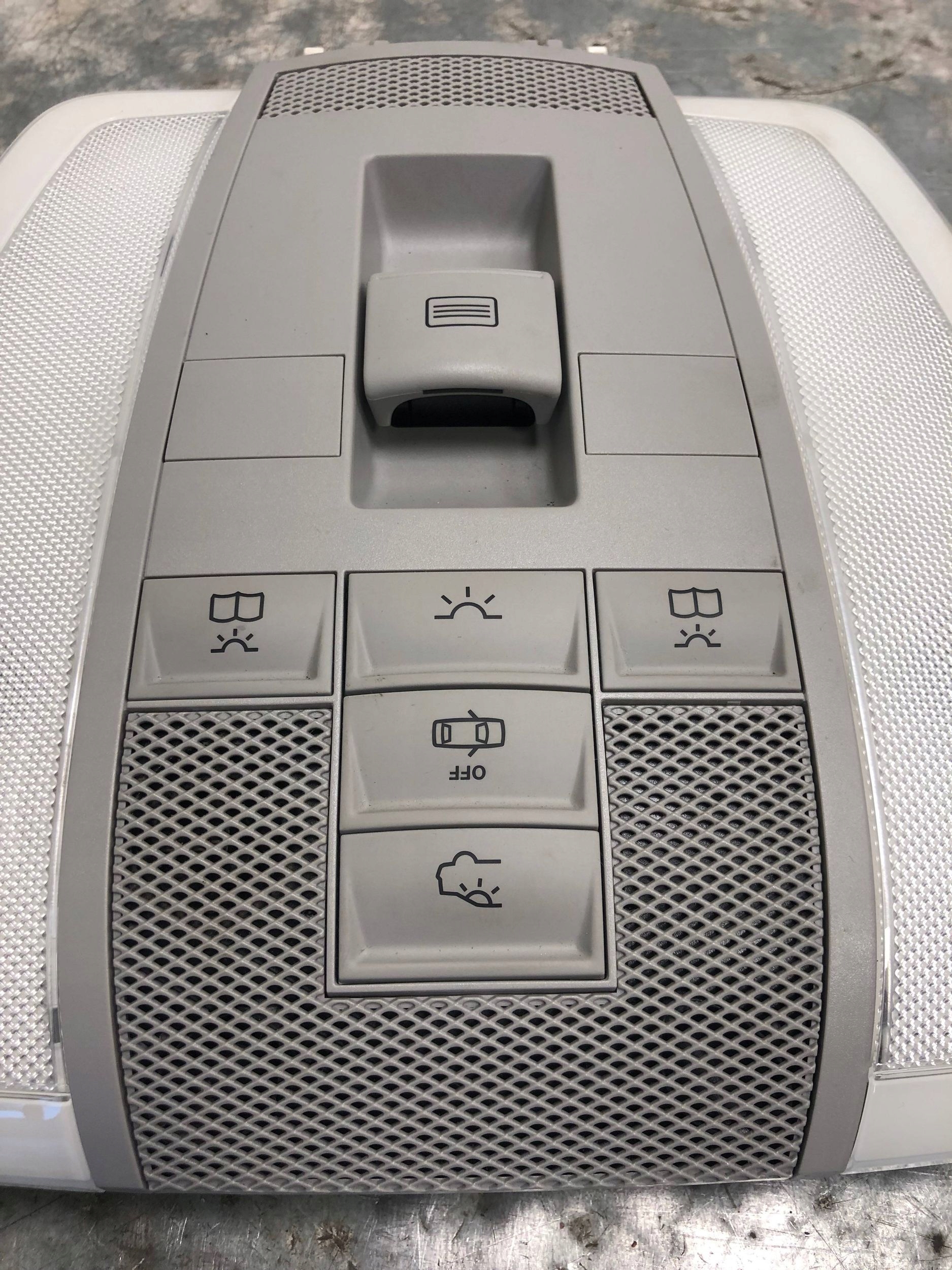FANALE CIELO INTERNO MERCEDES W204 A2049005203