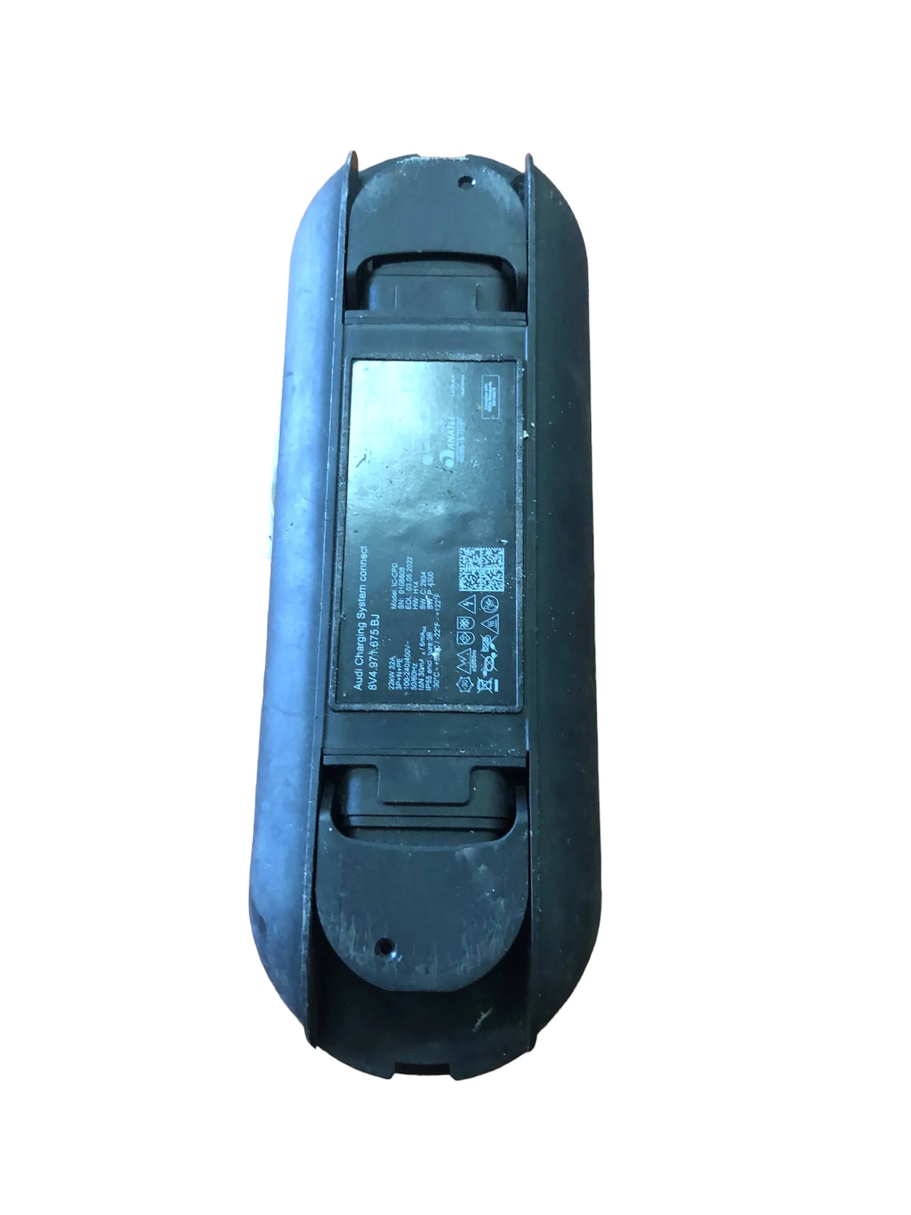 AUDI ЗАРЯДНОЕ УСТРОЙСТВО ПОВРЕЖДЕНО 8V4971675BJ