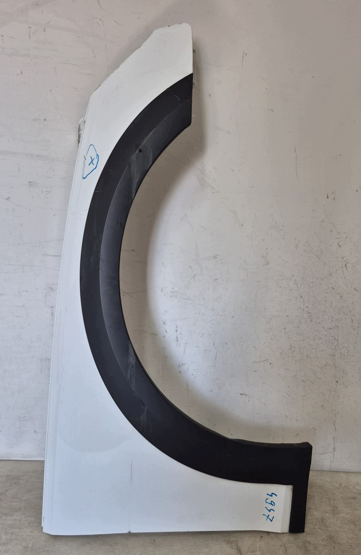 AUDI A4 8W B9 ALLROAD LIFT 19- fender right front front moulding