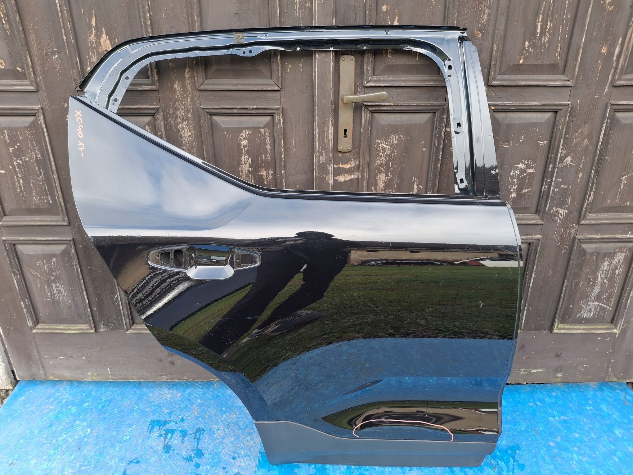 door right rear. VOLVO XC40 XC-40 2017R->
