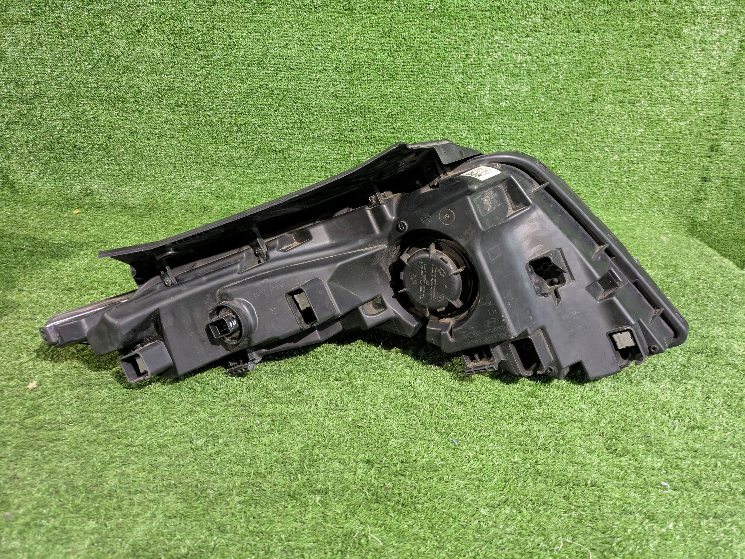 DRL left front HYUNDAI TUCSON IV 20- FULL LED NR.1088