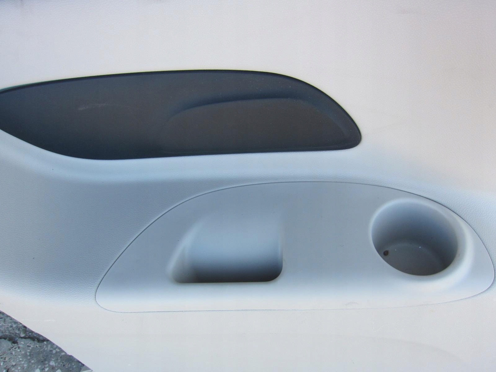 CHRYSLER PACIFICA 2017 bok tapacír kufru