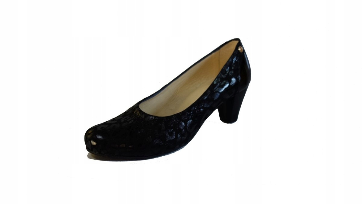 

Skorzane czarne czółenko teg H na szerszą stopę 38