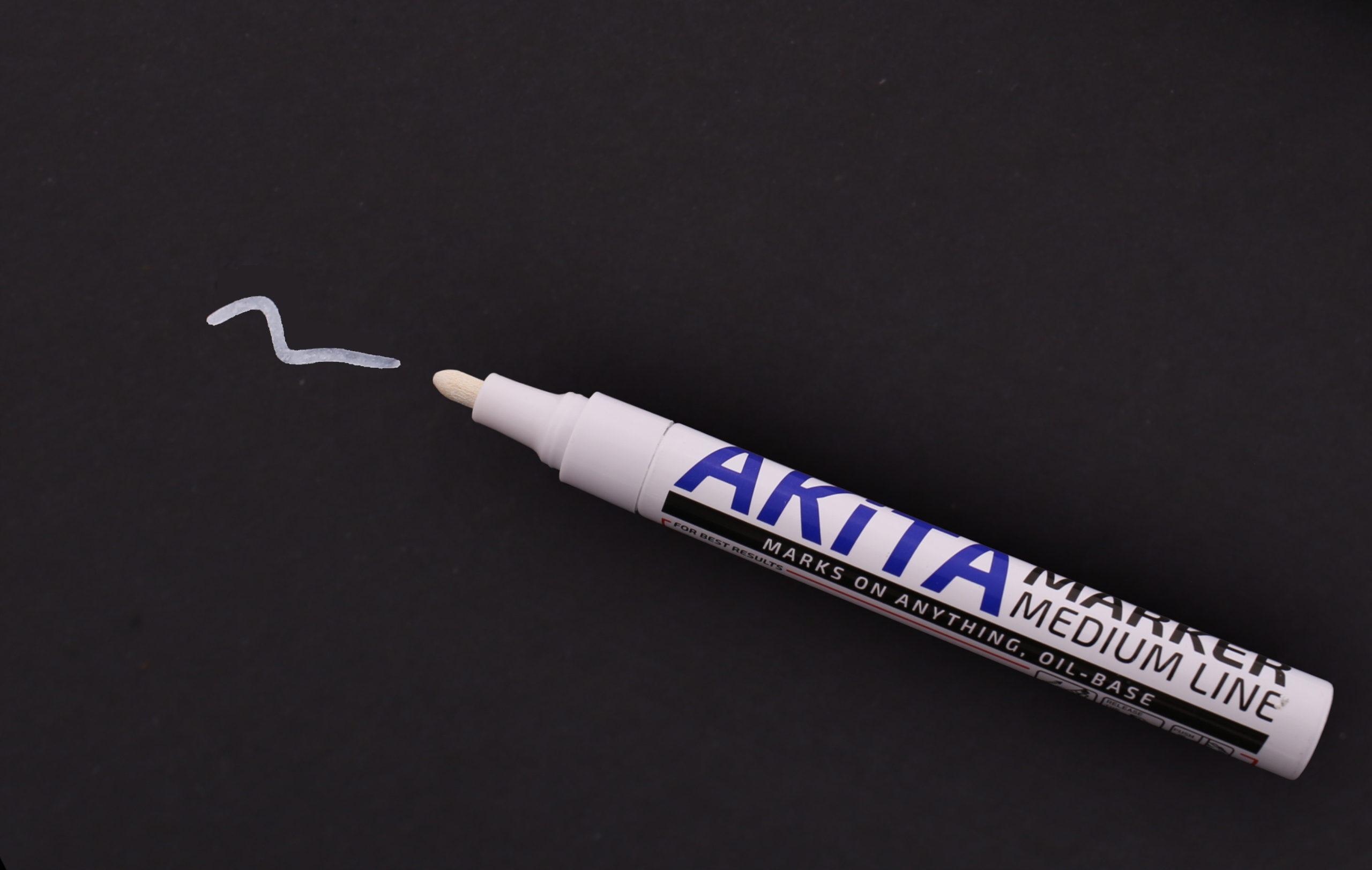 MARKER PISAK OLEJOWY OLEJNY BIAŁY SUPER WYDAJNY EAN (GTIN) 5903347000793