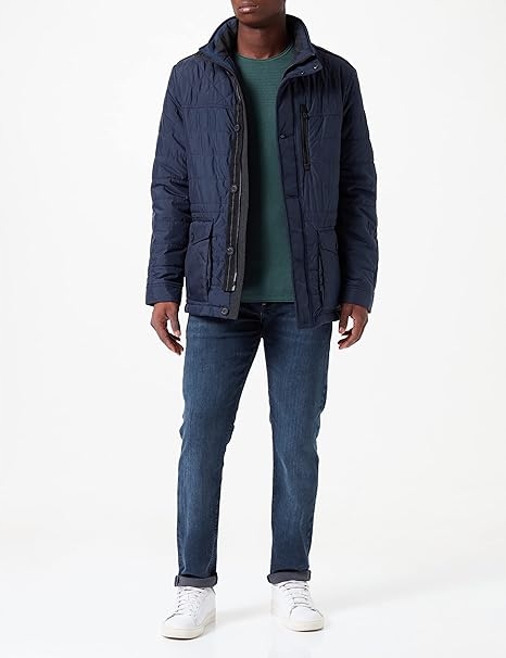 Bugatti Tmavě Modrá Prošívaná Bunda S Kapsami Pro Muže XL 6FA