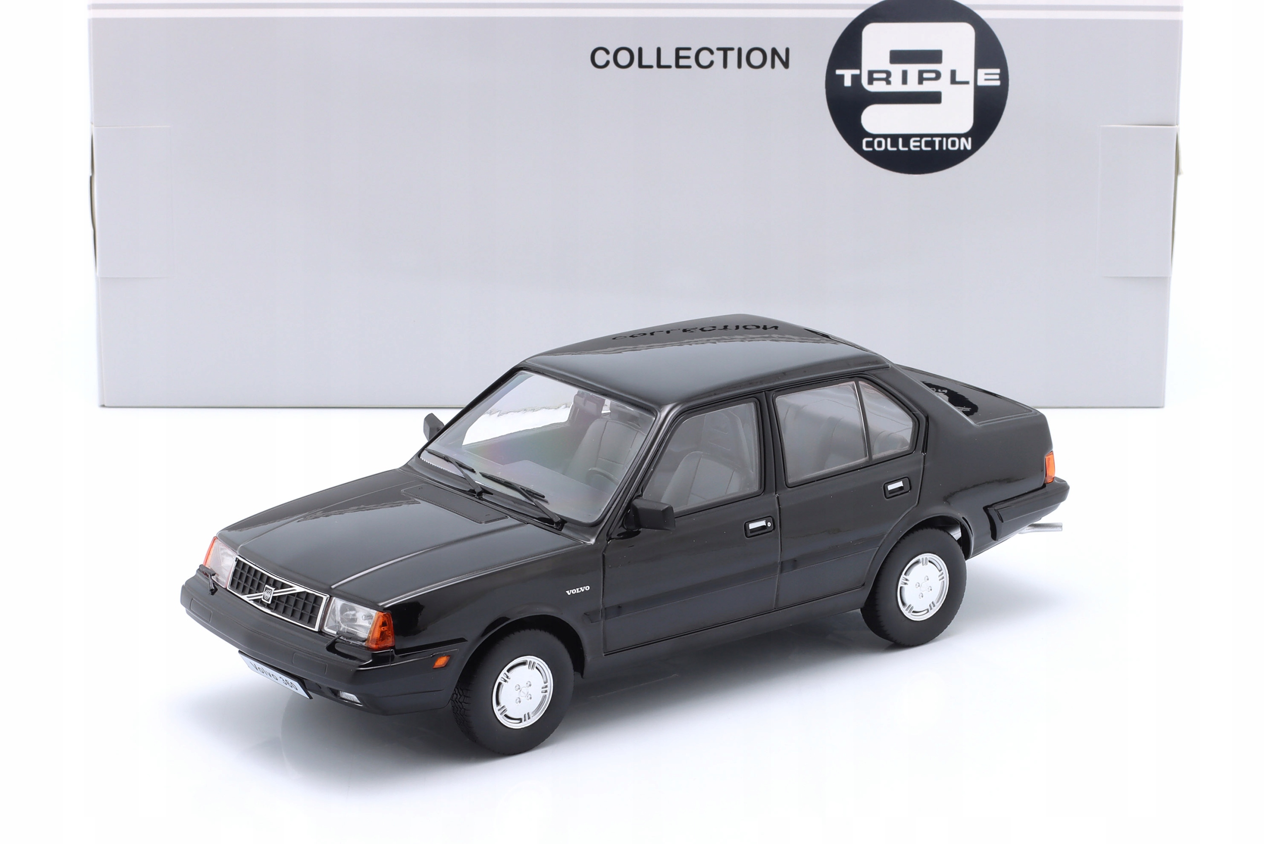 TRIPLE9 Volvo 360 Glt 1987 Black metallic 1:18