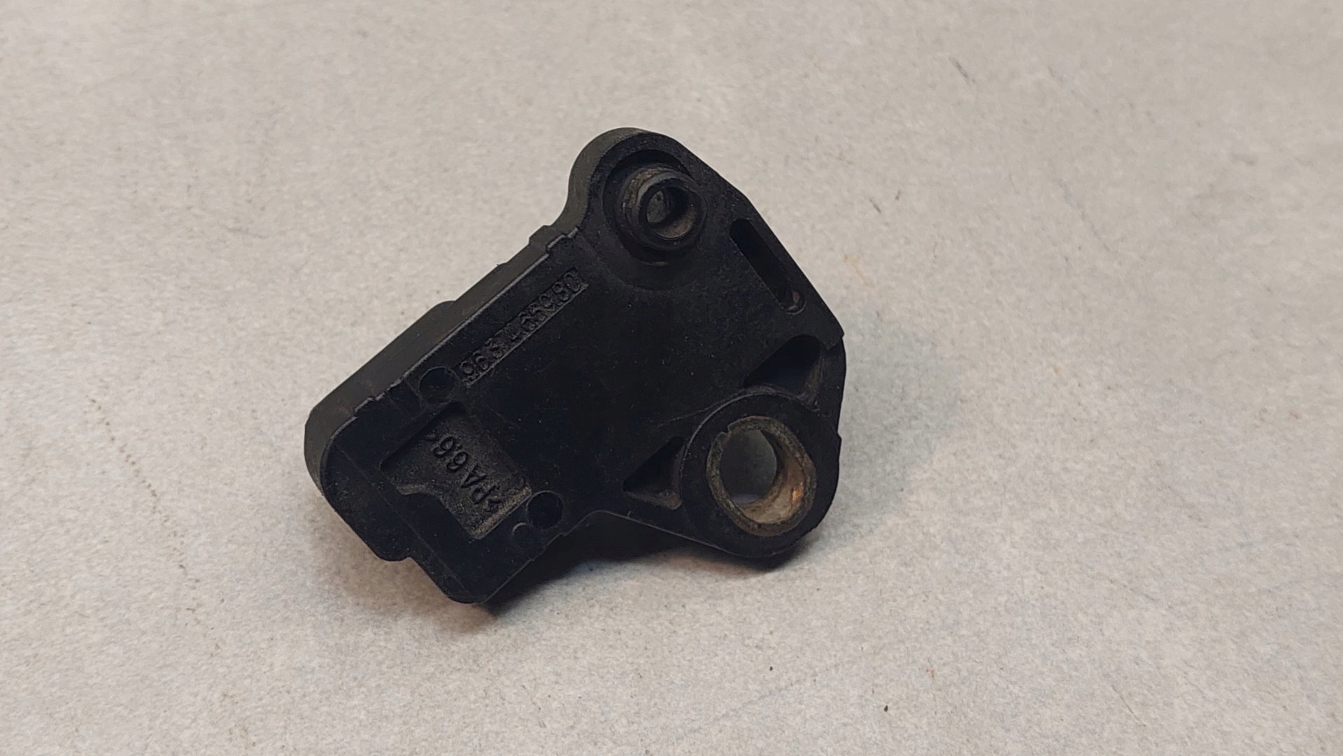shaft position sensor C5 II 2.2 HDI 9637466980