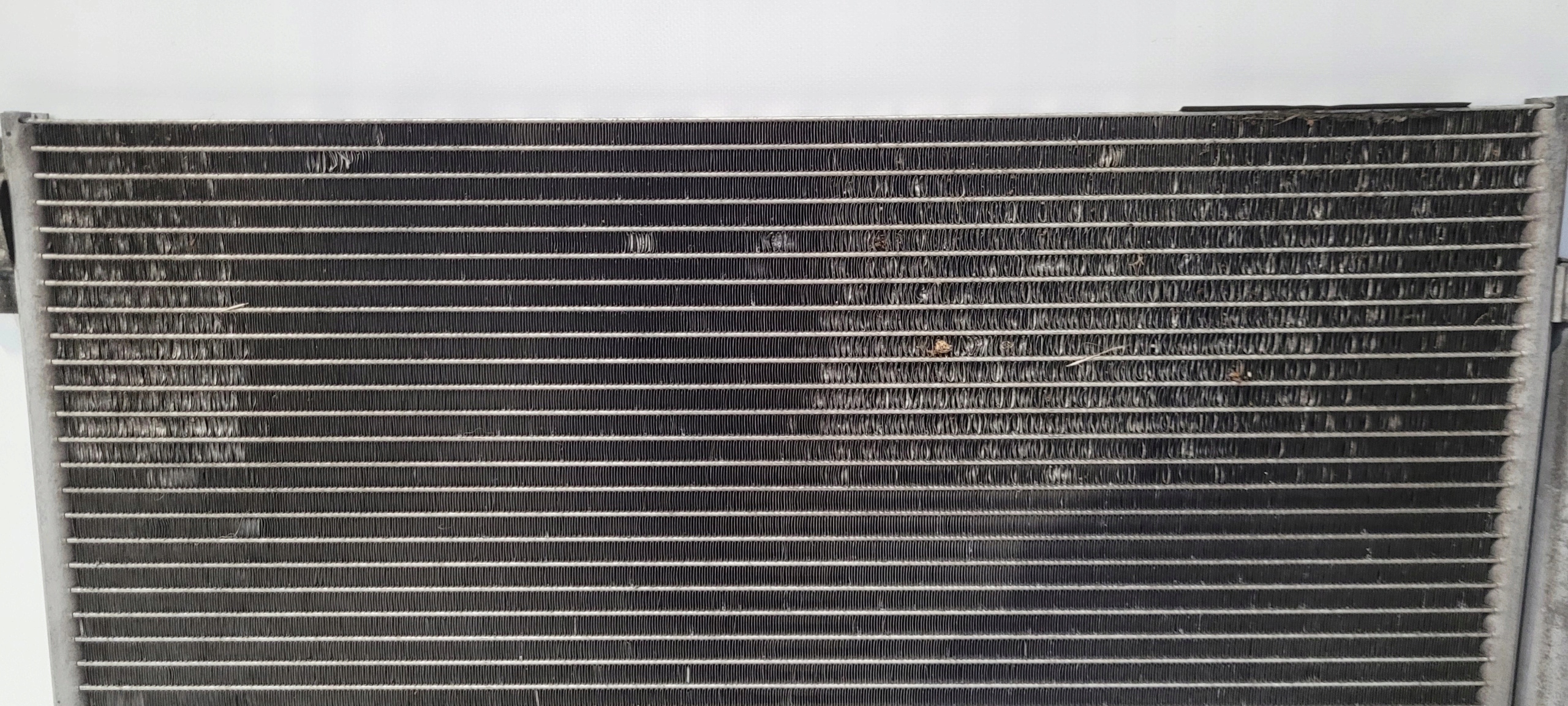 Radiateur climatisation RENAULT MEGANE 921008540R