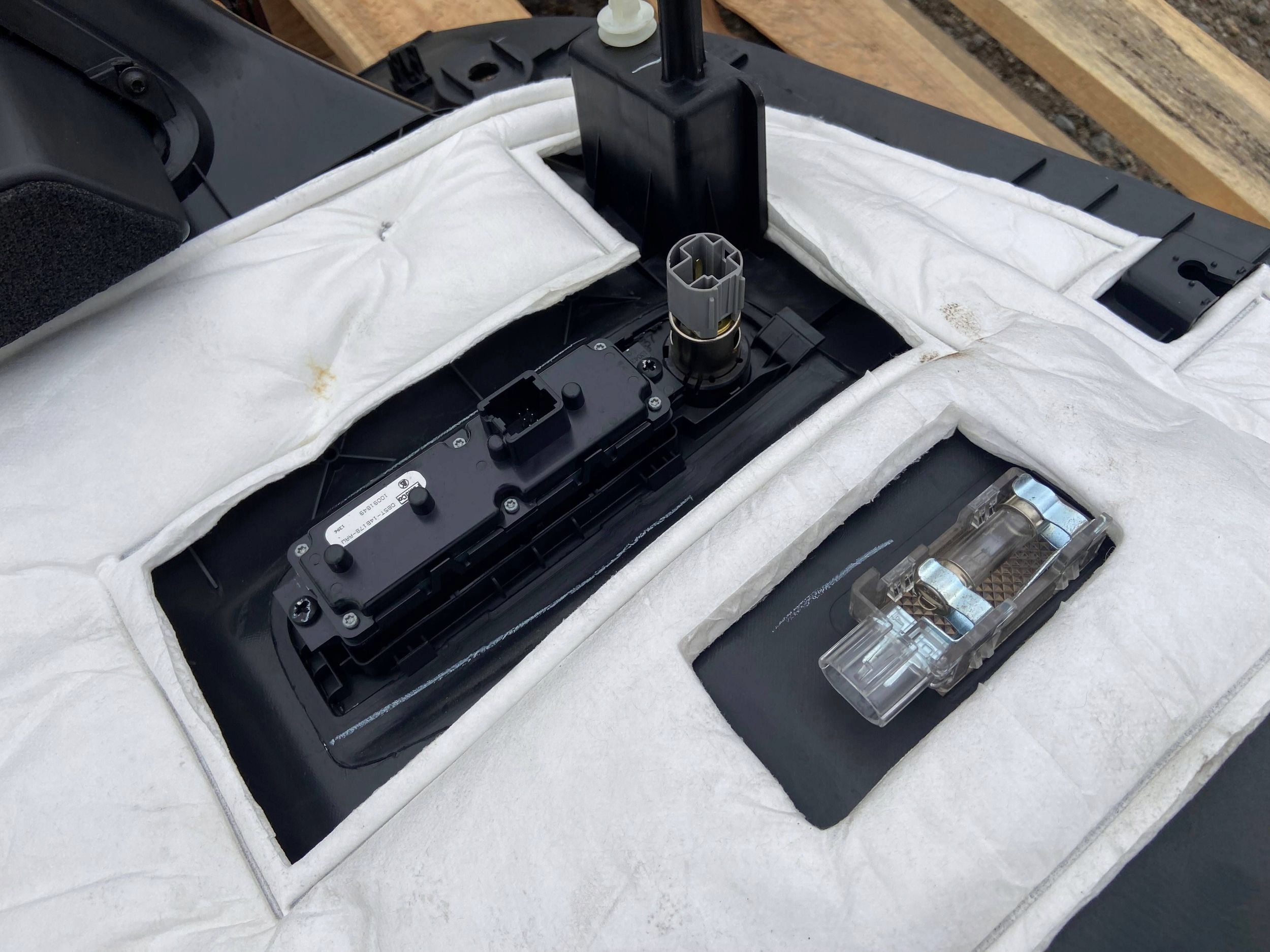 side upholstery side boot left left side Ford Explorer V 2011