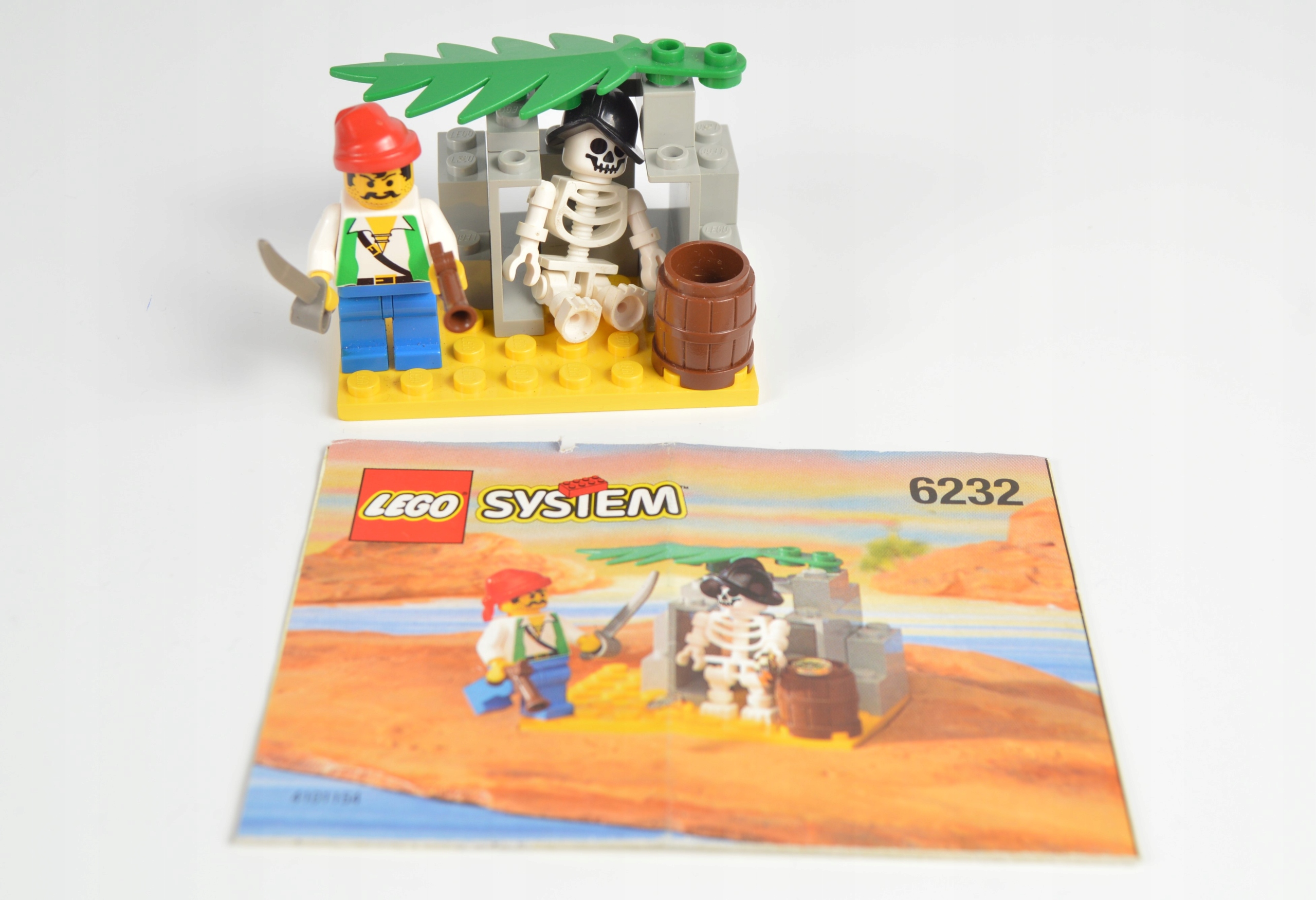 LEGO Pirates 6232 Skeleton Crew