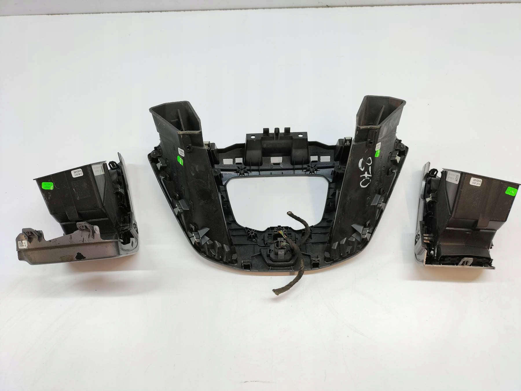 KRATKI air conditioning devices central left right frame KPL Ford Transit Custom and
