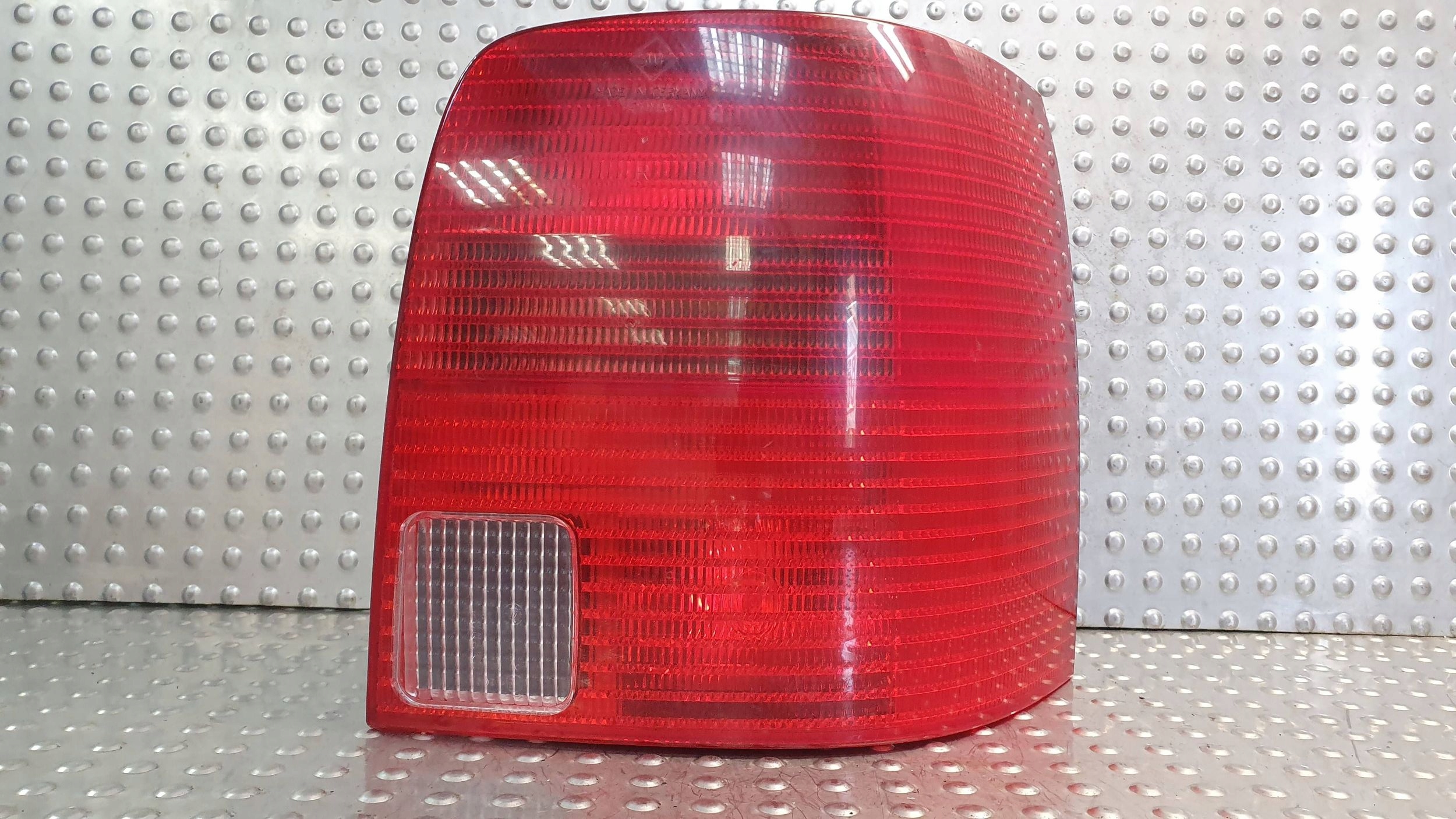 light rear part right VW PASSAT B5 KOMBI 3B9945112F 96