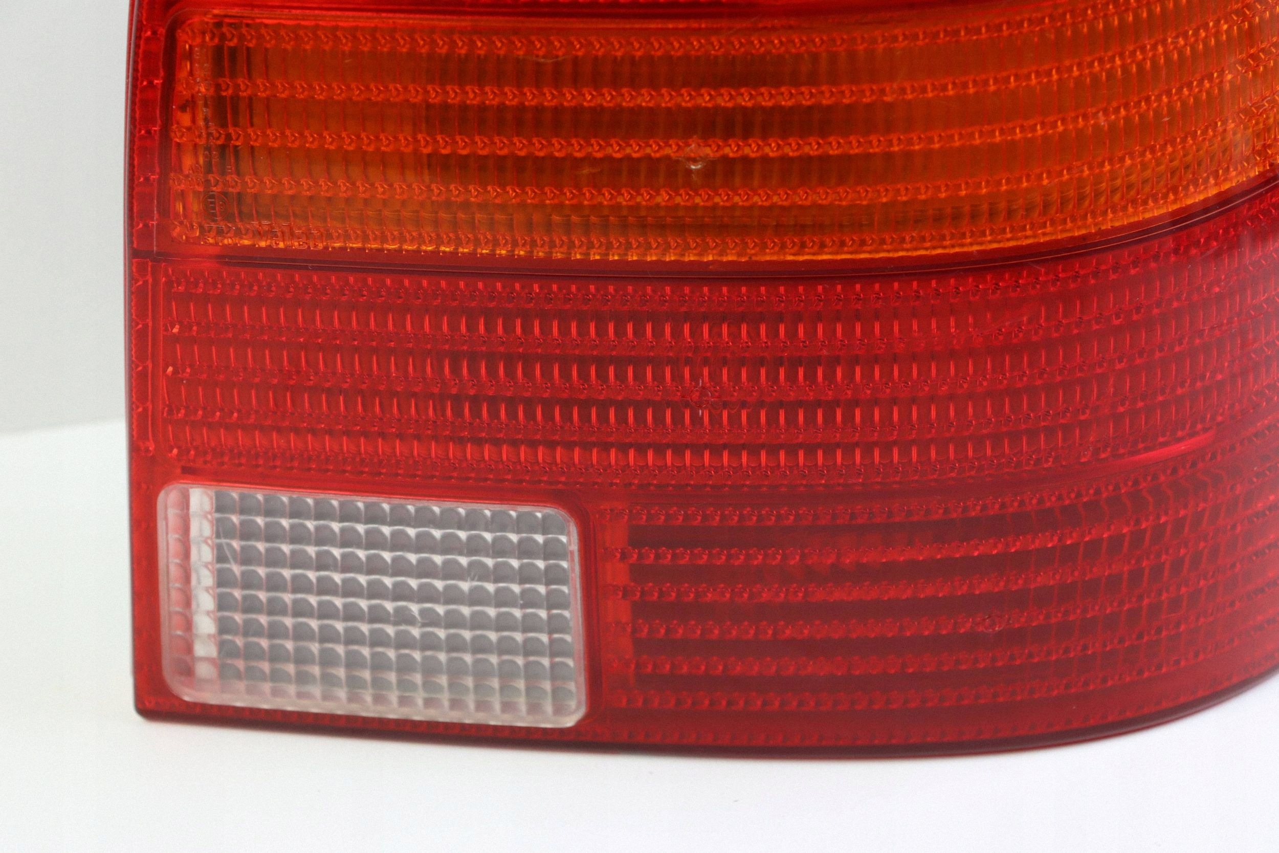 VW GOLF IV light right rear HATCHBACK EUROPA 1J6945096Q