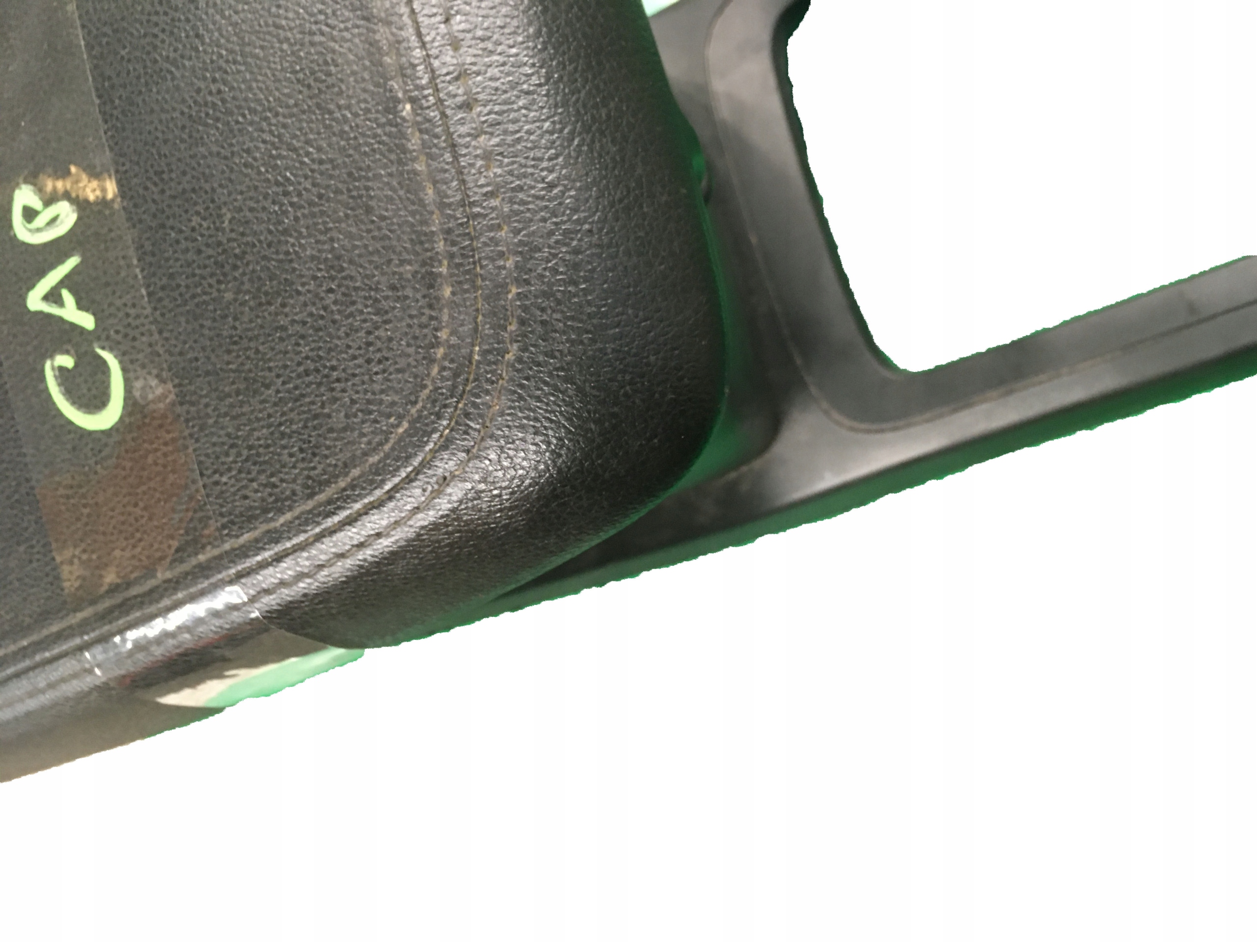 подлокотник Chevrolet CAPTIVA