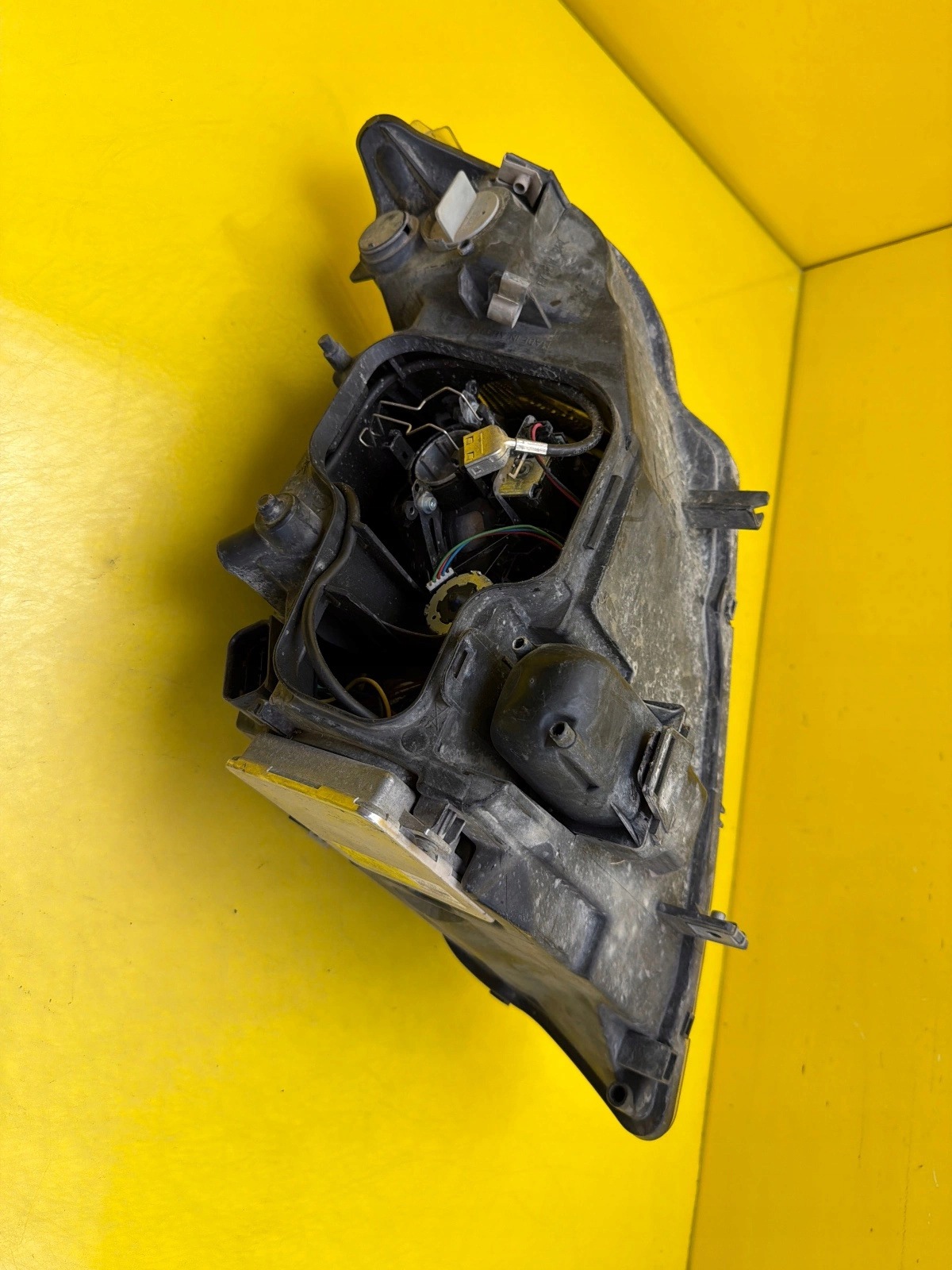 light right Bmw 3 E90 E91 2005-2008 Bi-Xenon non-setting 6942738