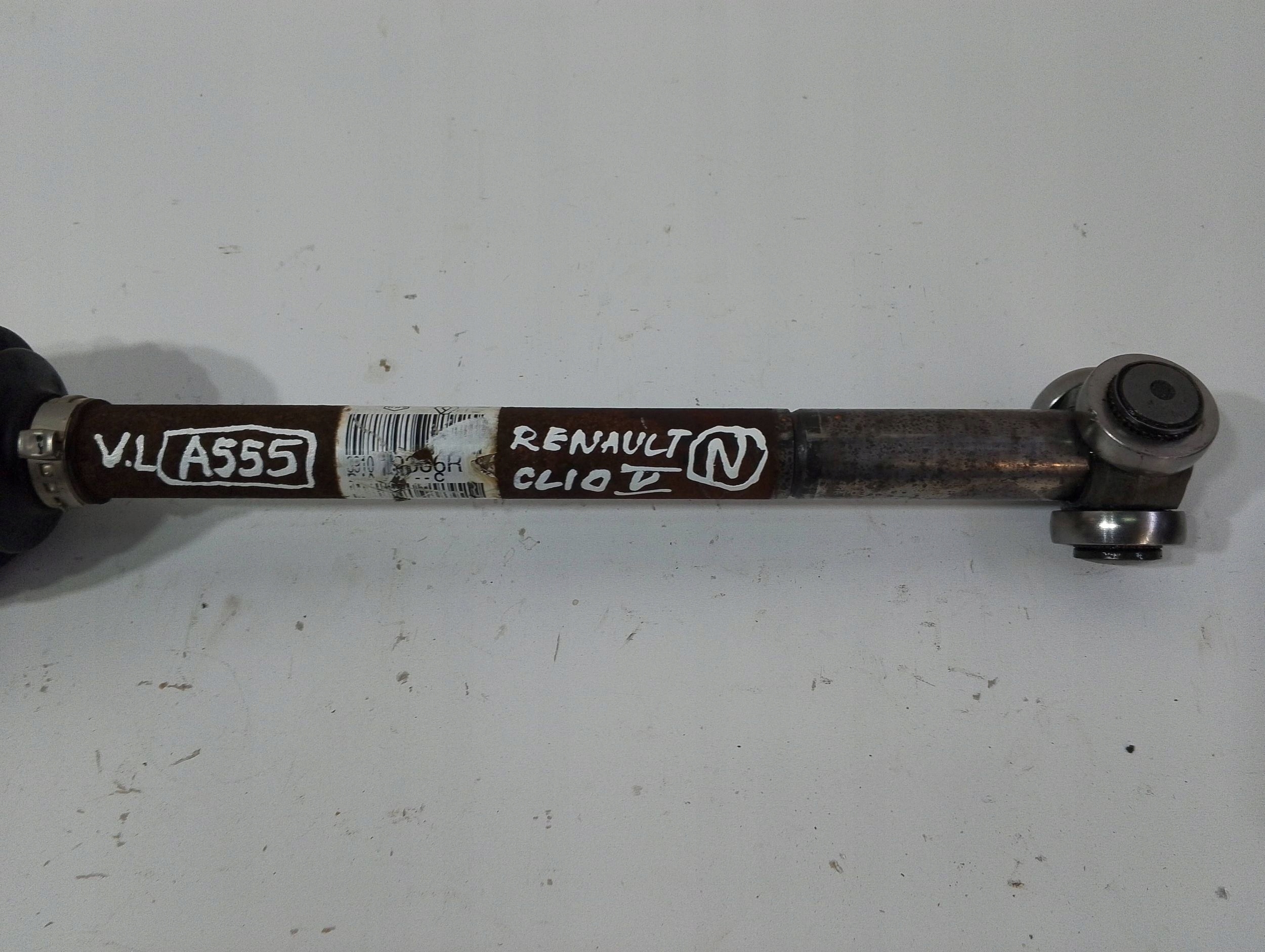 Renault Clio V 1,5 DCI semi-axis front left 391019386R (A555)