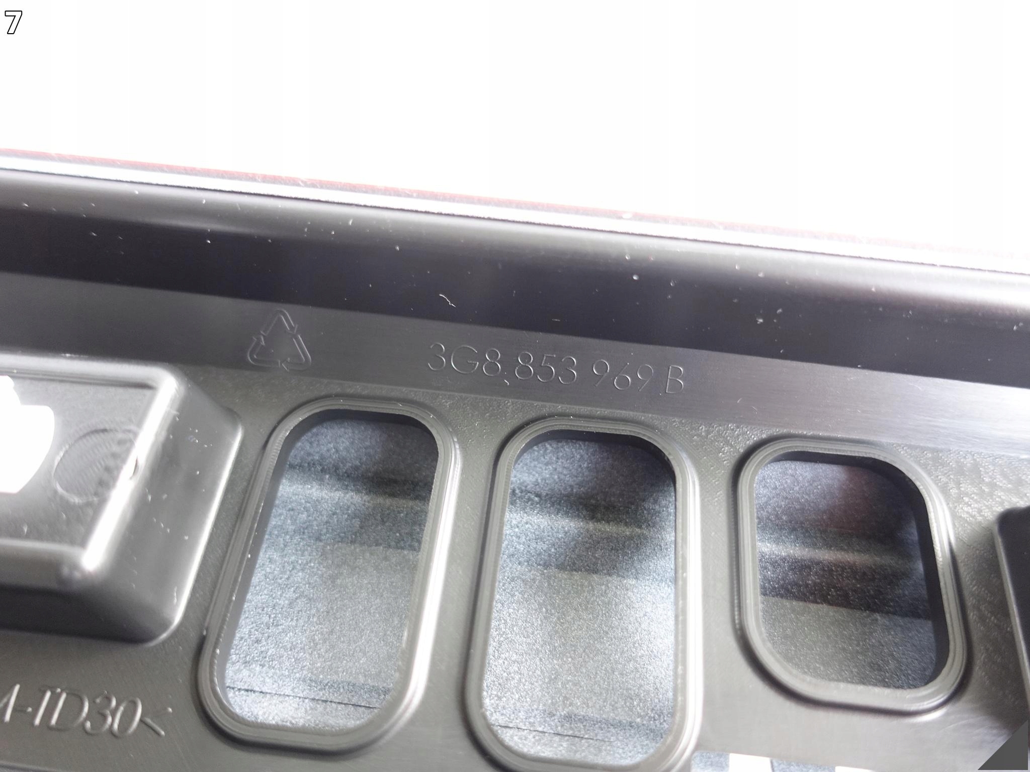 VW ARTEON 3G8 LIFT 17-25 moulding cap for door left front