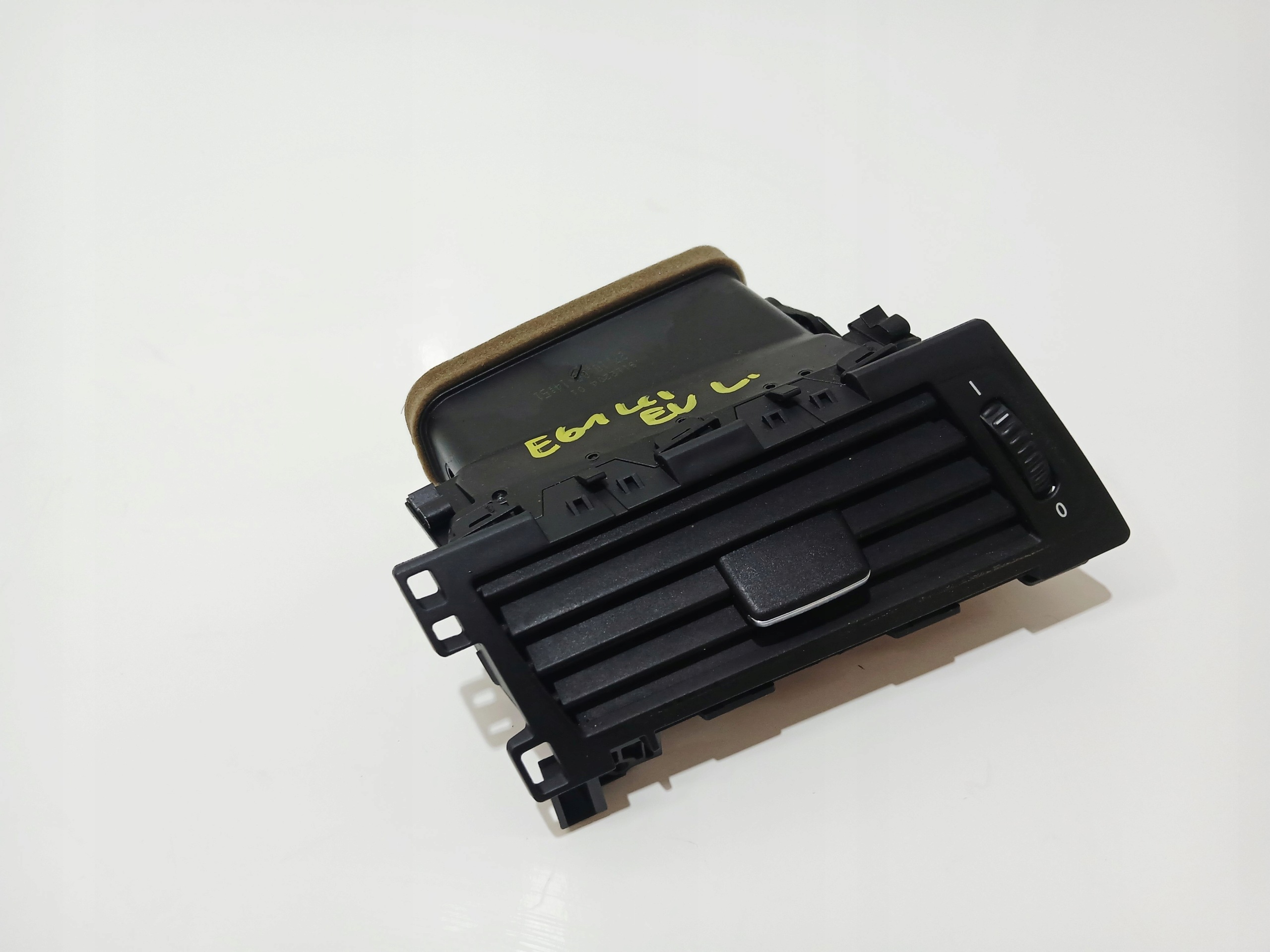 grid air conditioning devices left front BMW E60 E61 EU 6910731 (0000515)