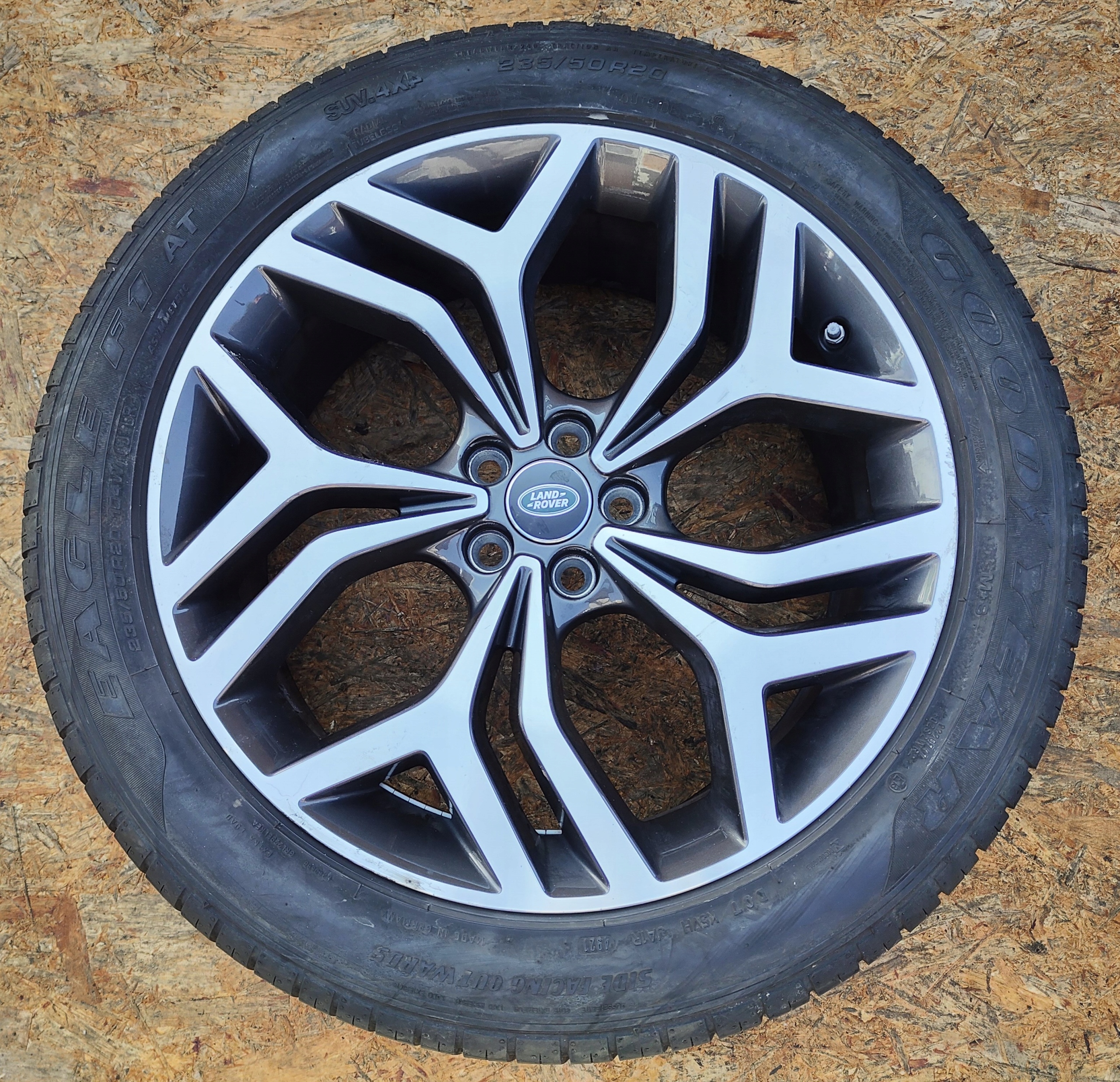 wheels discs RANGE ROVER EVOQUE II L551R DYNAMIC GOODYEAR EAGLE F1 235 50 R20