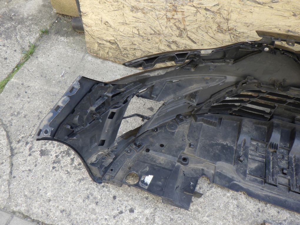 RENAULT MEGANE IV 4 LIFT 20- Frontstoßstange