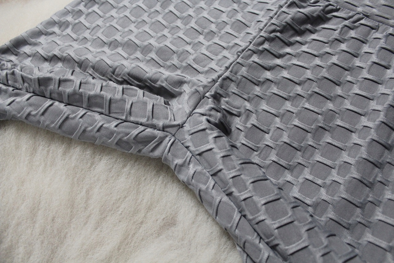 LEGGINSY SPORTOWE DAMSKIE MODELUJĄCE POŚLADKI XS Marka Shein