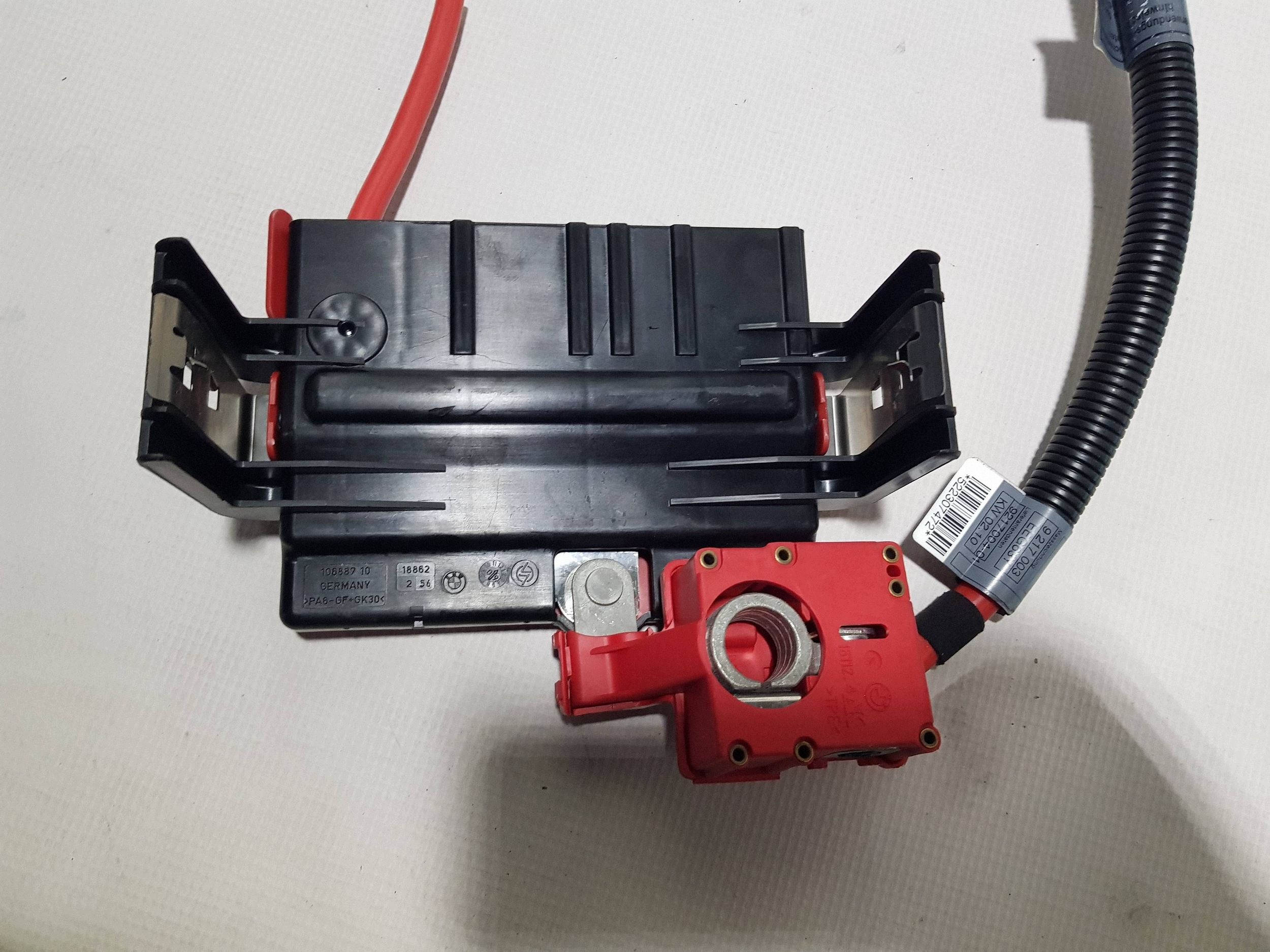 ROZDZIELACZ PRADU compartment 9178959 BMW X6 E71 X5 E70