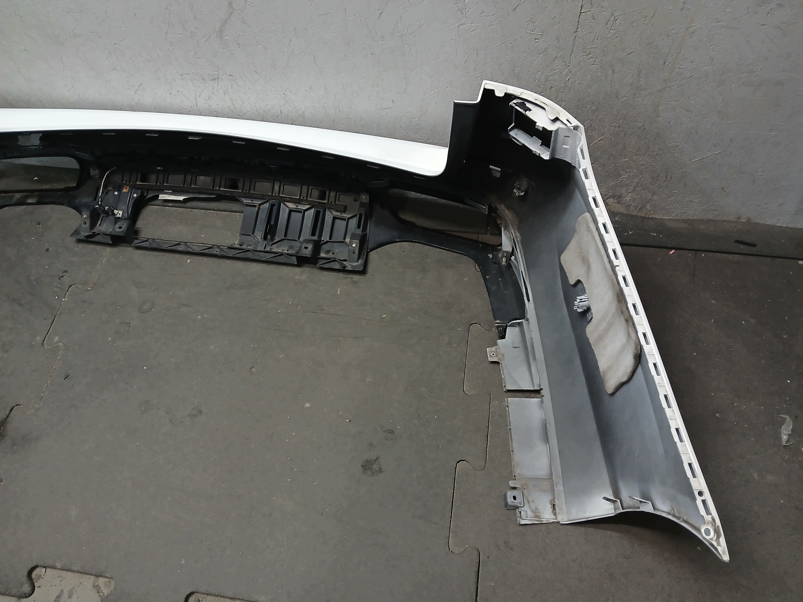 bumper rear part MERCEDES E class E-class AMG 63 KOMBI 6.3 W213 A213