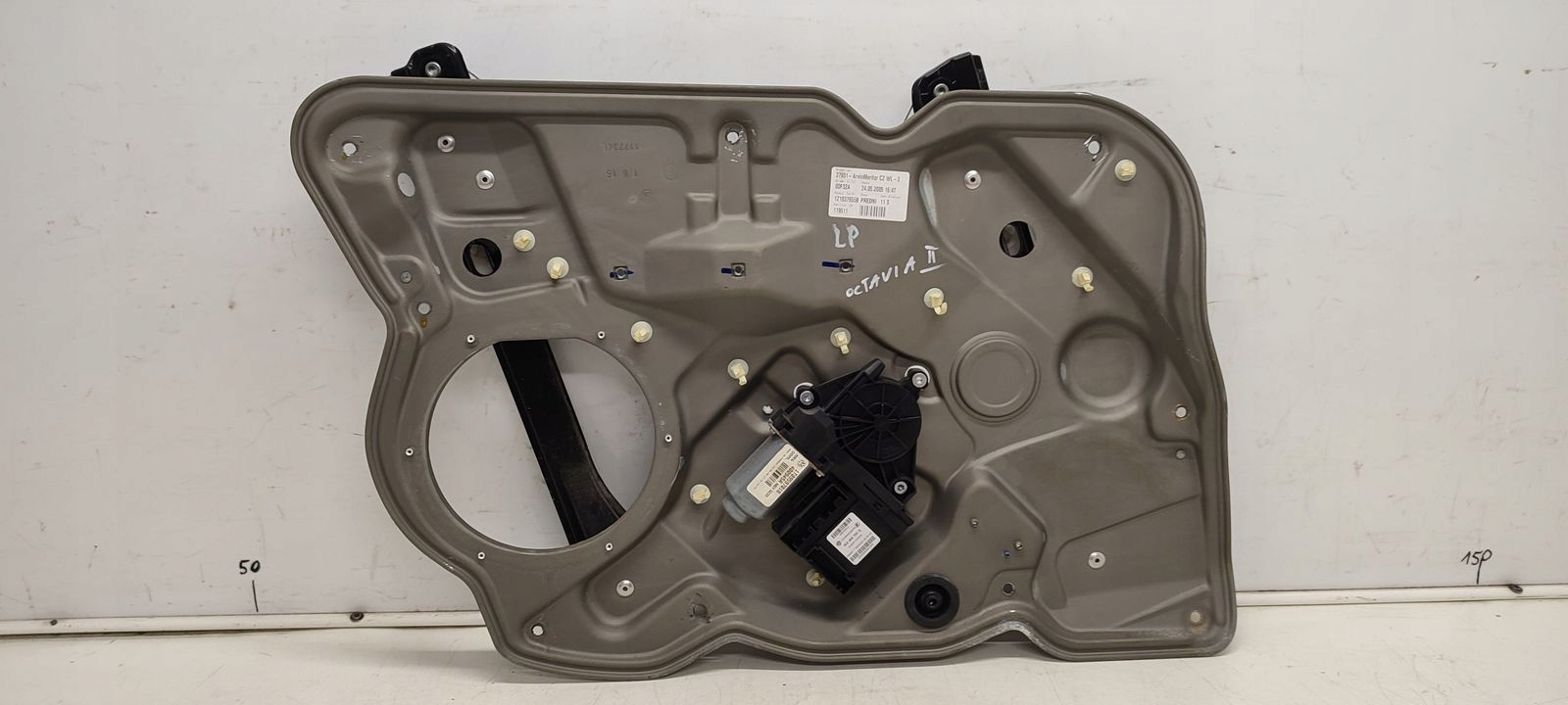 window regulator left front mechanism Skoda Octavia II 2,0 FSI
