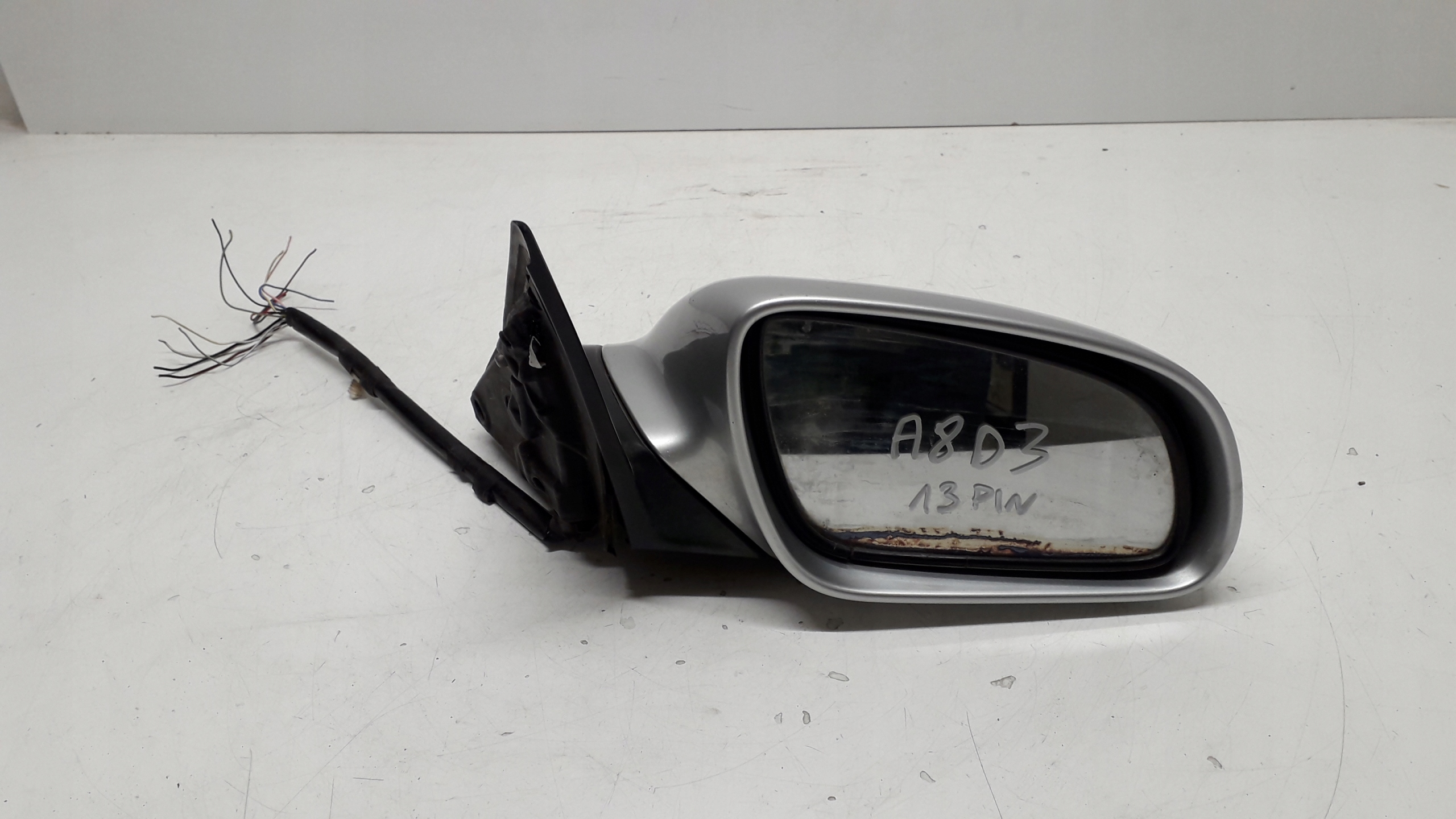 AUDI A8 D3 02- LUSTERKO PRAWE 13 PIN LAKIER LY7