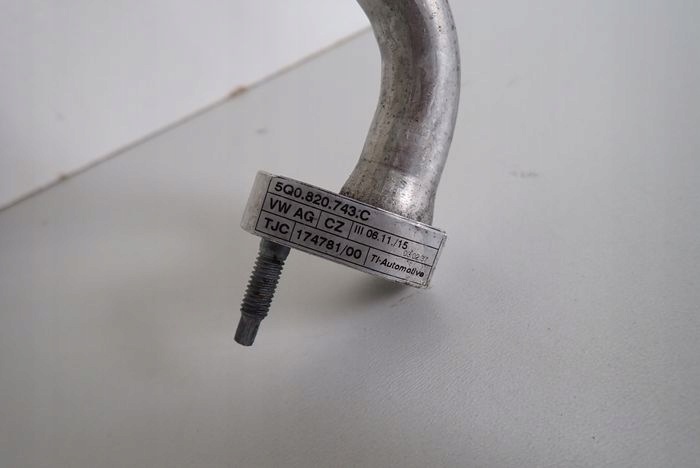 VW AUDI SEAT SKODA hose 5Q0820743C