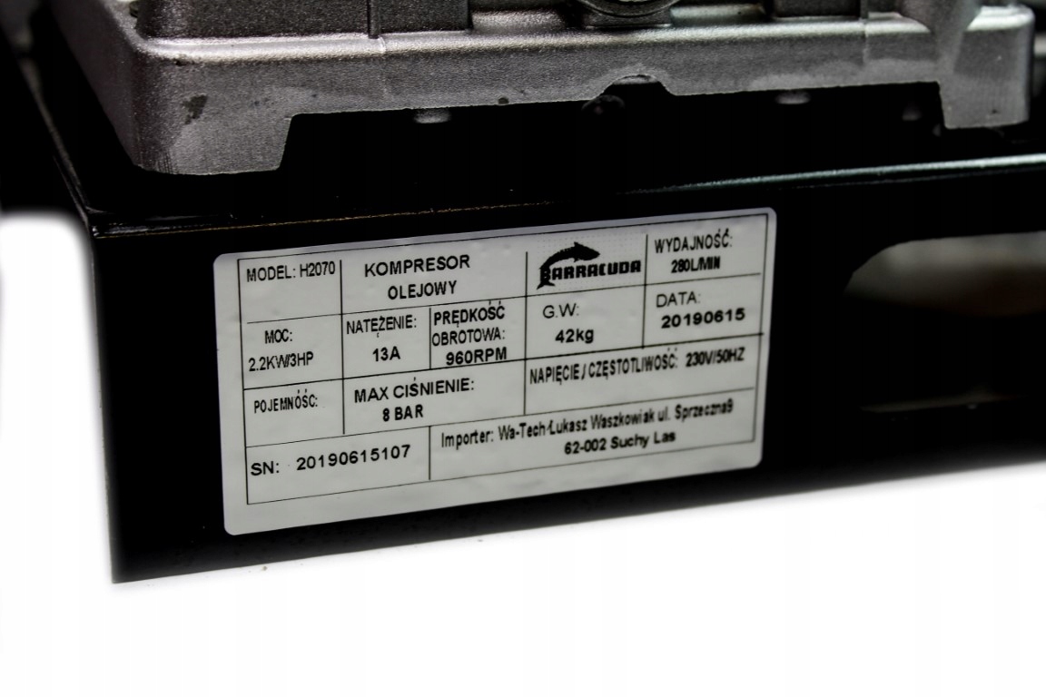 Kompresor powietrza 2070 z silnikiem 2,2kW 230V 2tłoki POMPA 600l/min 10BAR Marka Barracuda