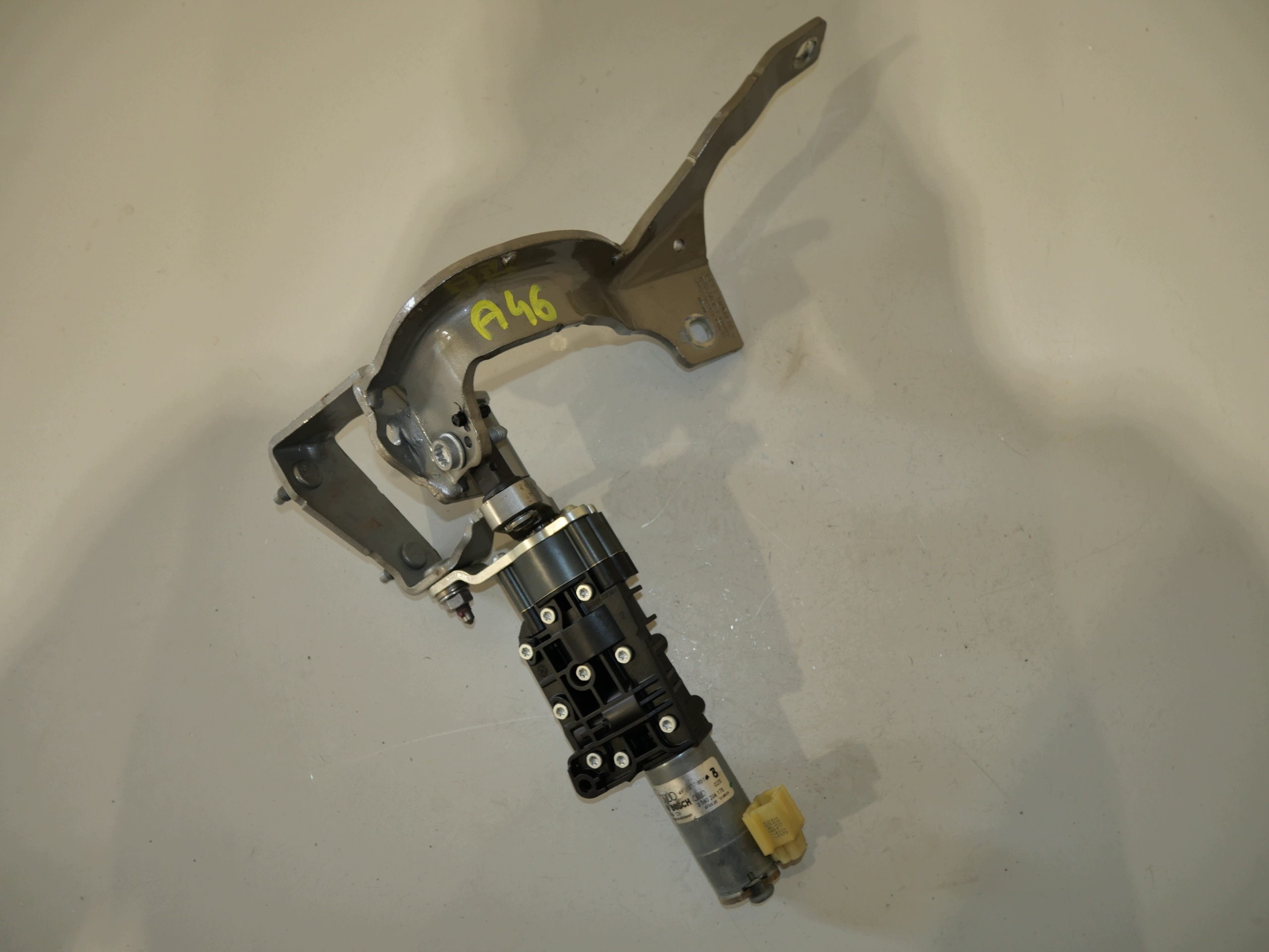 lock DOCIAG bonnet boot AUDI 4K9327299A