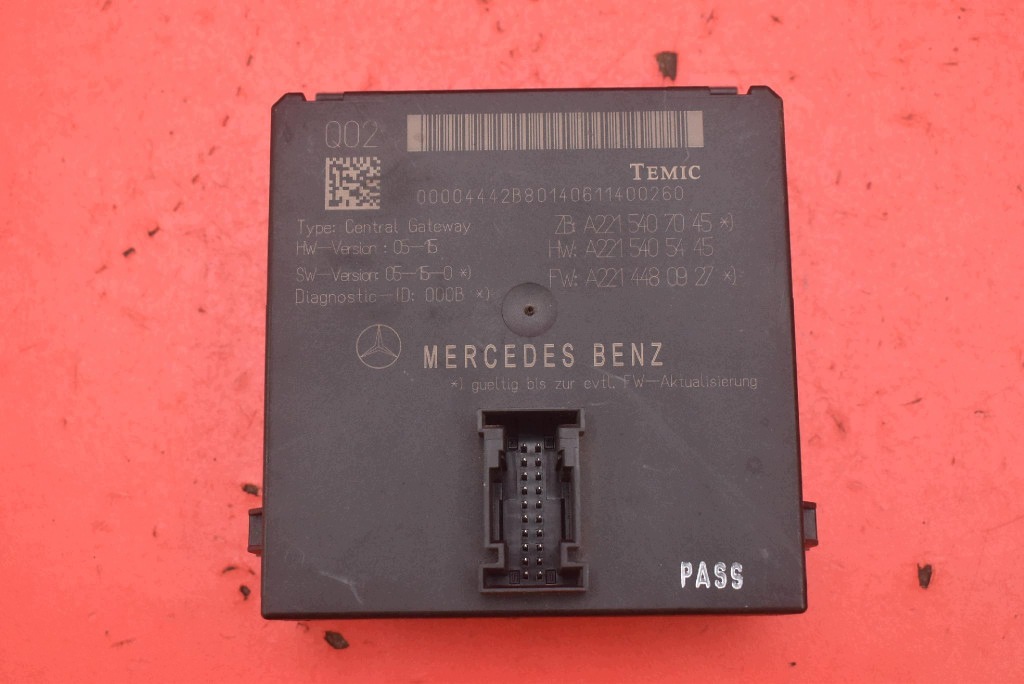 control unit module GATEWAY A2215407045 MERCEDES S-KLASA W221 3.0 CDI 235 KM