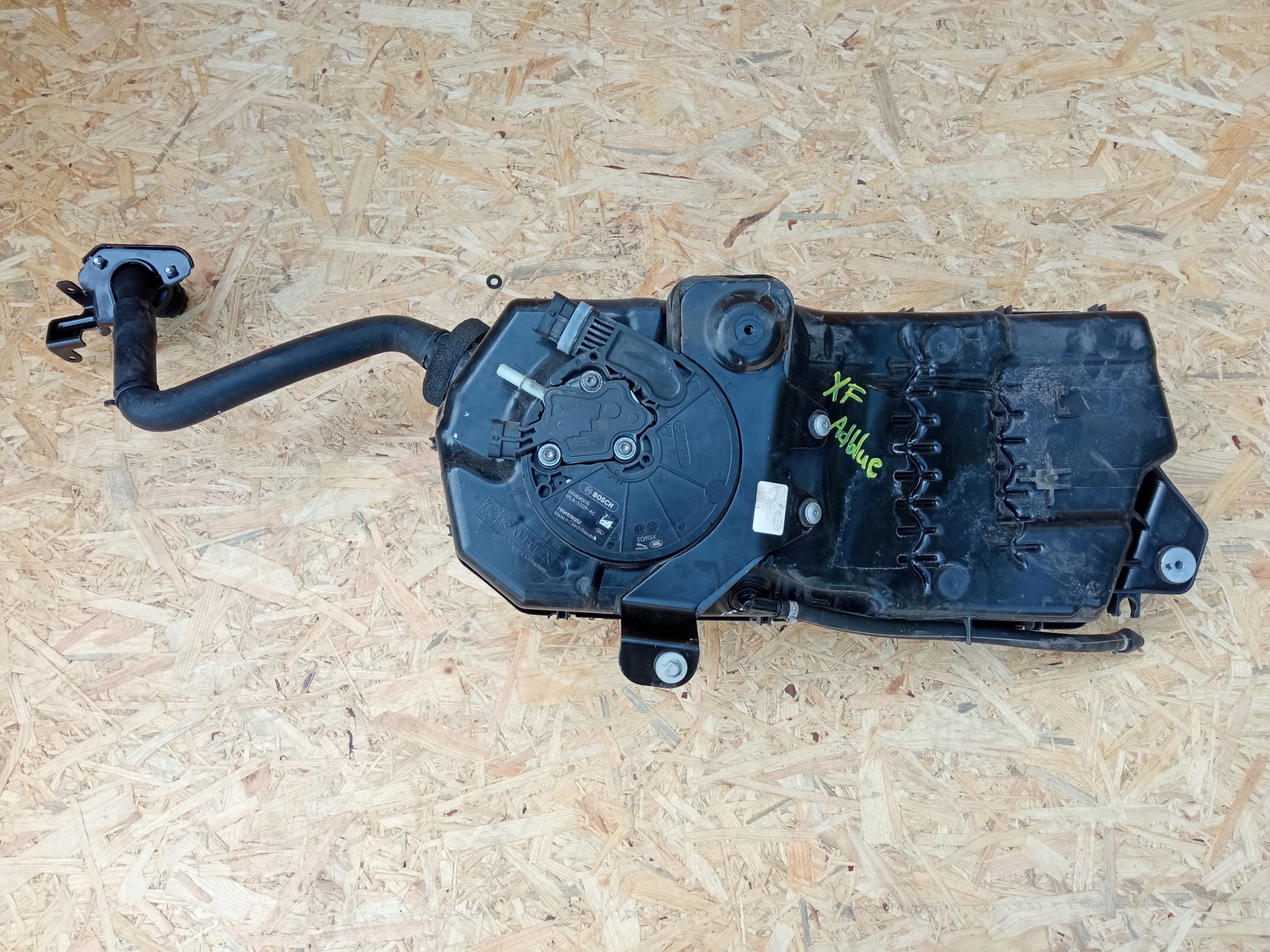 JAGUAR XF X260 XE X760 ZBIORNIK ADBLUE JX73 5J228