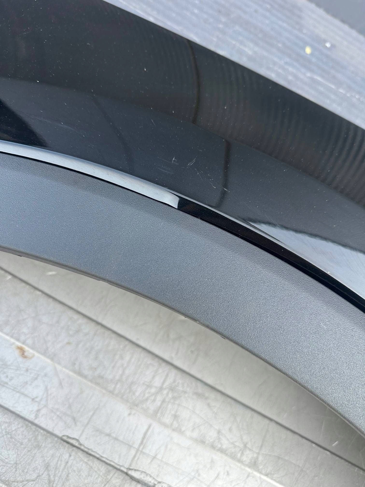 AUDI Q3 II 83A fender front right complete DEMONTAZ
