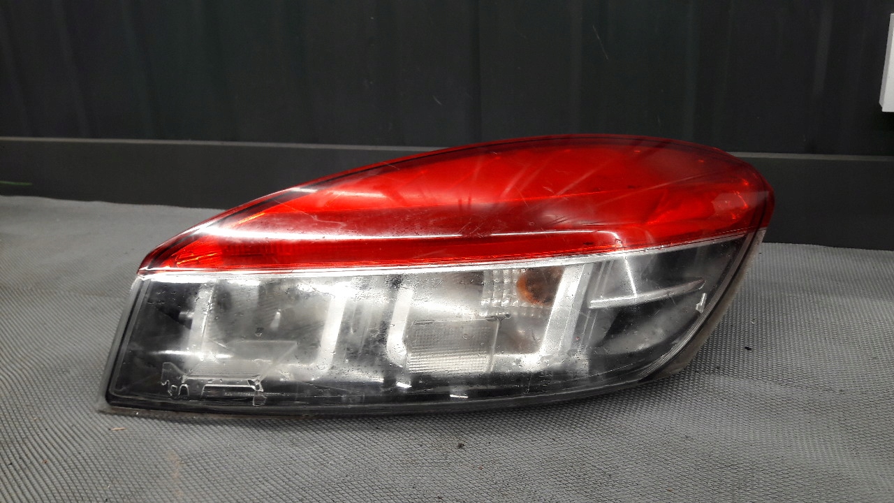 265500008r lampa prawy tyl megane III 08R