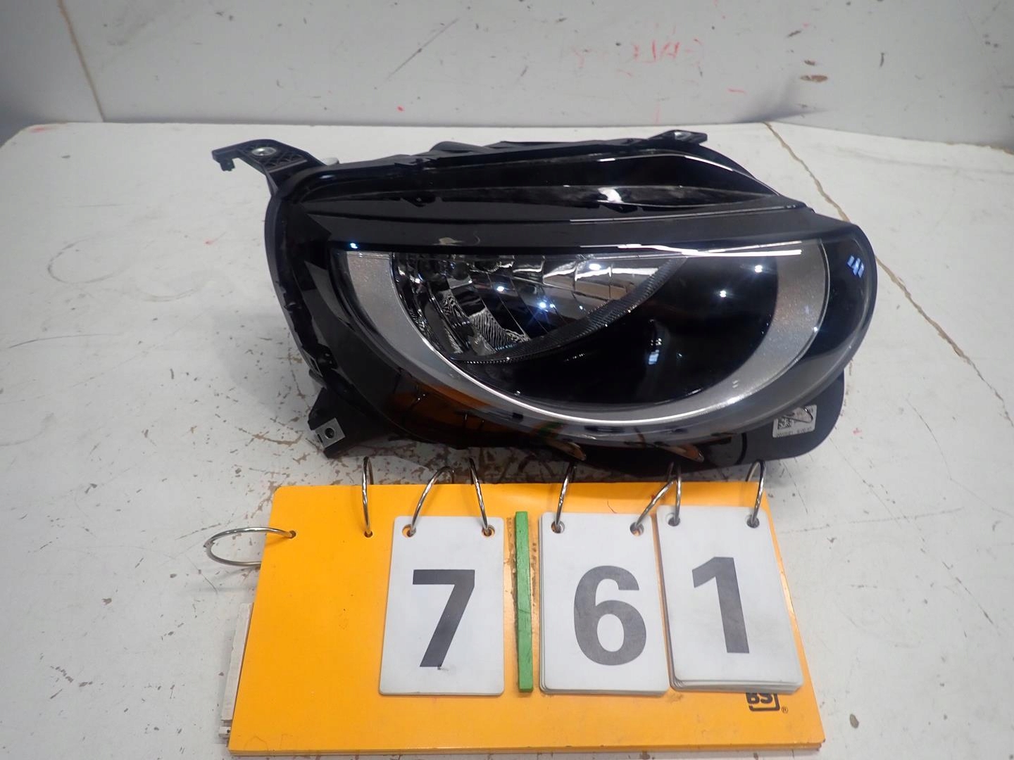 light front front right FIAT 500 II 2020
