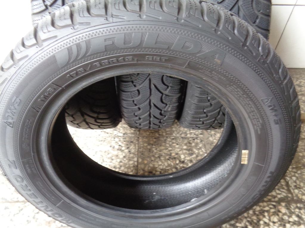 4x Zimowe FULDA MONTERO 2 175/65R15 88T 6,9mm Liczba opon w ofercie Komplet 4 szt.