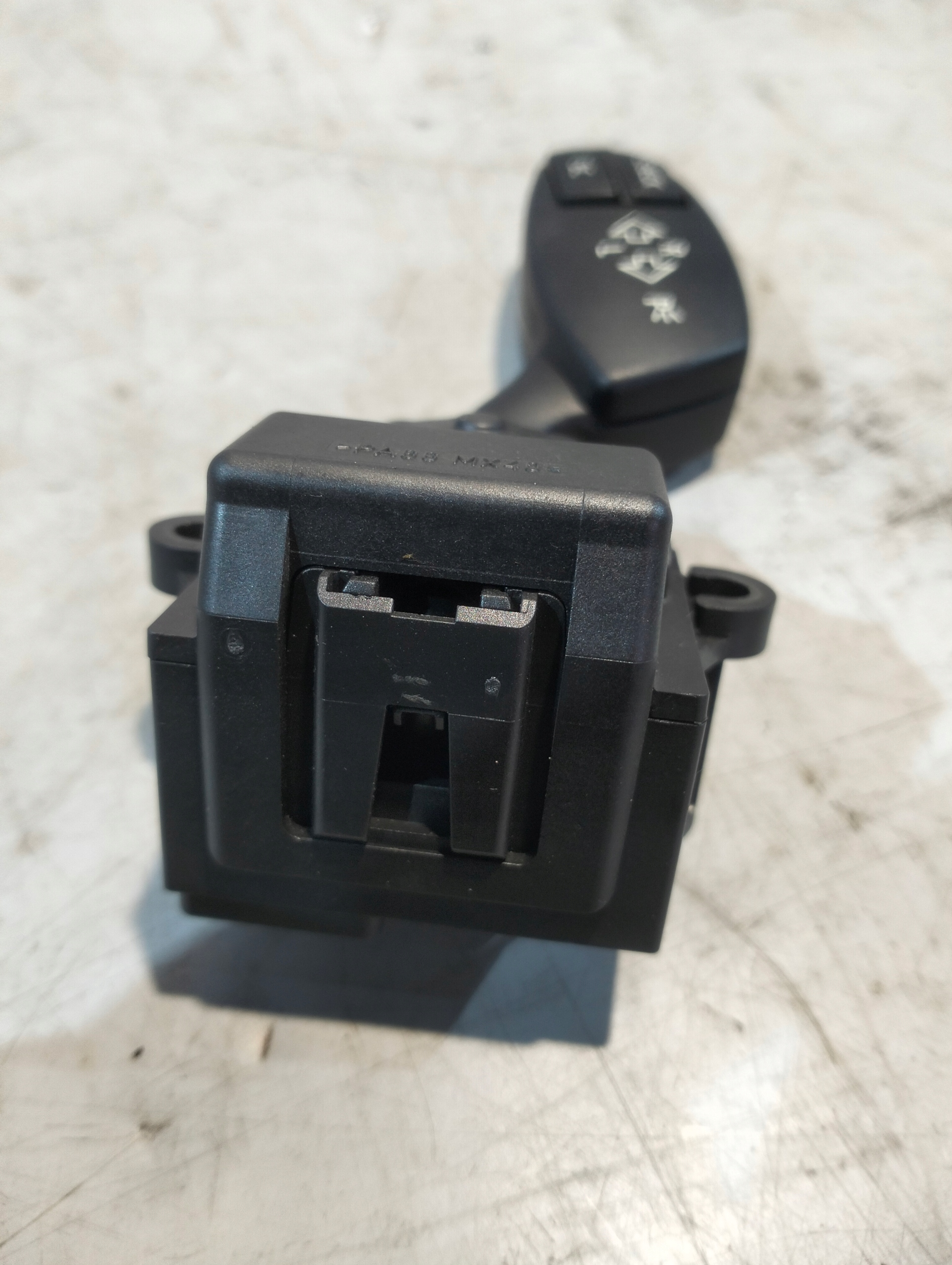 switch MANETKA KIERUNKOW BMW E60 3.0D 03r OE 6924103B