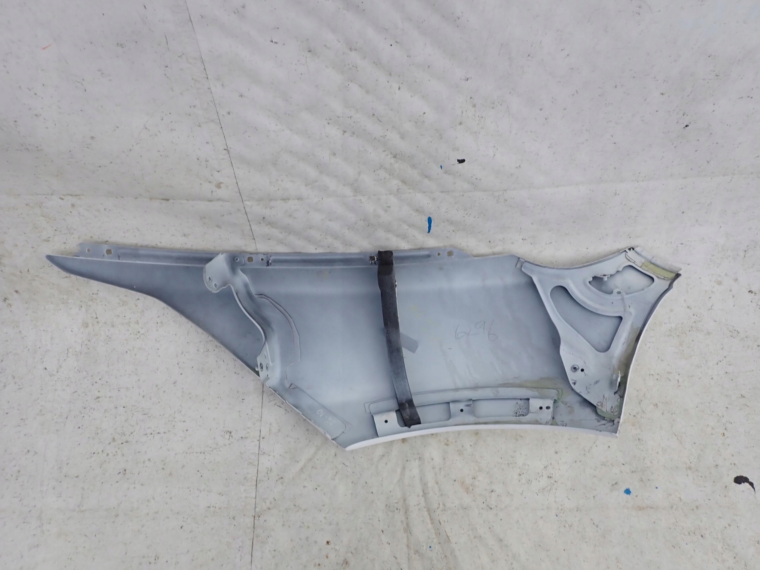 MCLAREN MP4-12C 11- fender front front right