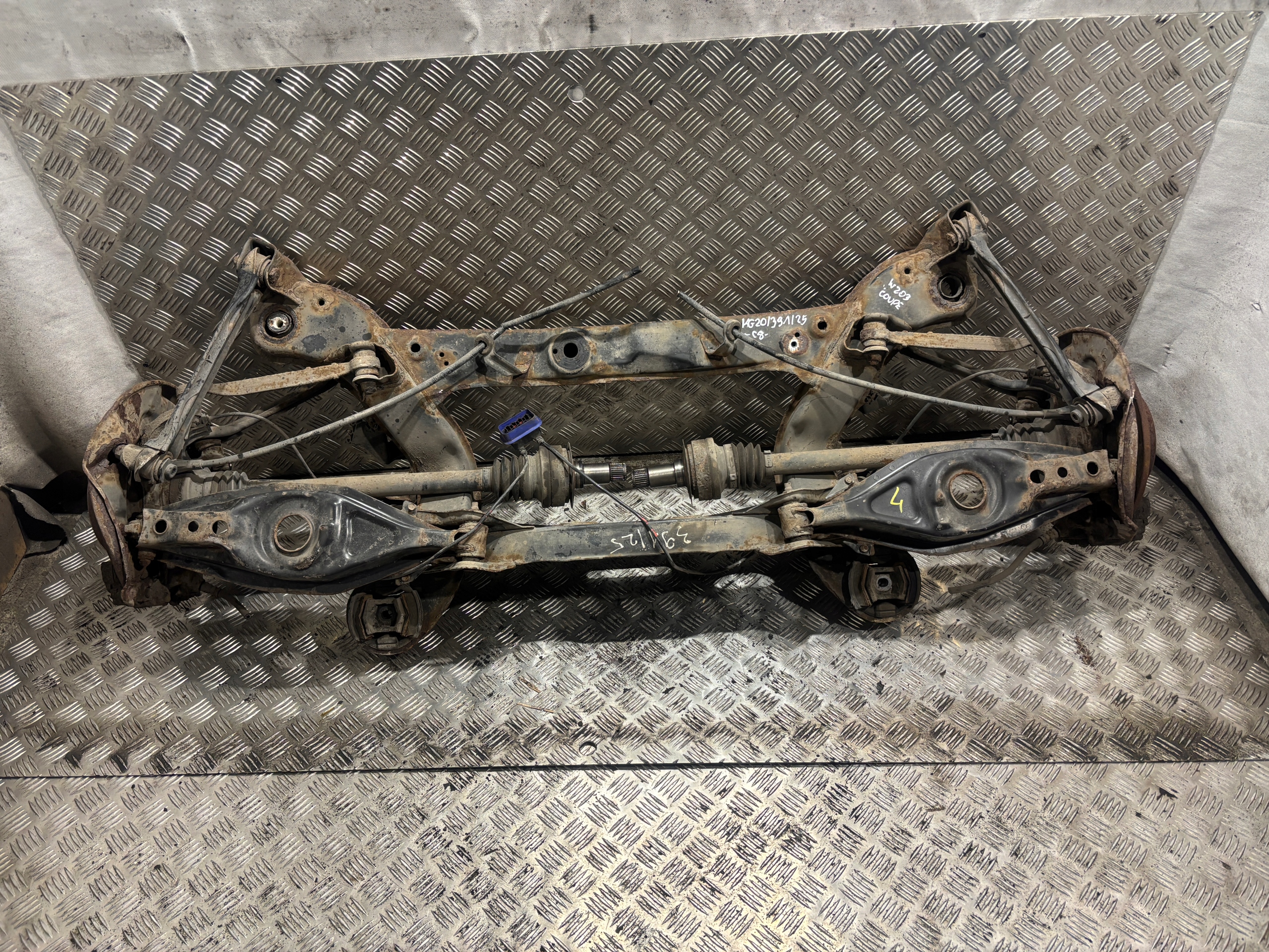 Achsträger heck Mercedes W203 Coupe 1.8K 203350901
