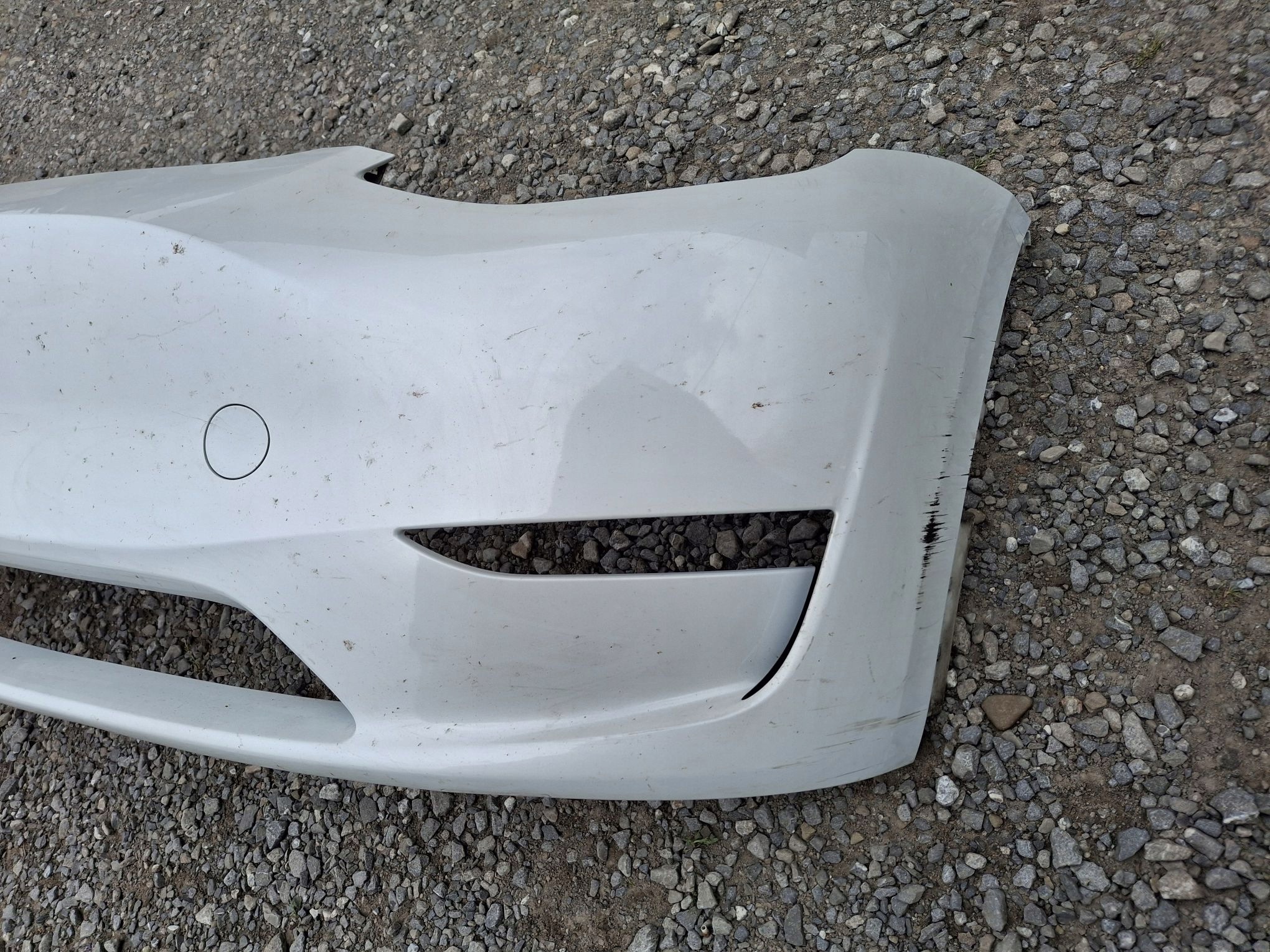 Frontstoßstange TESLA MODEL Y 2020R->