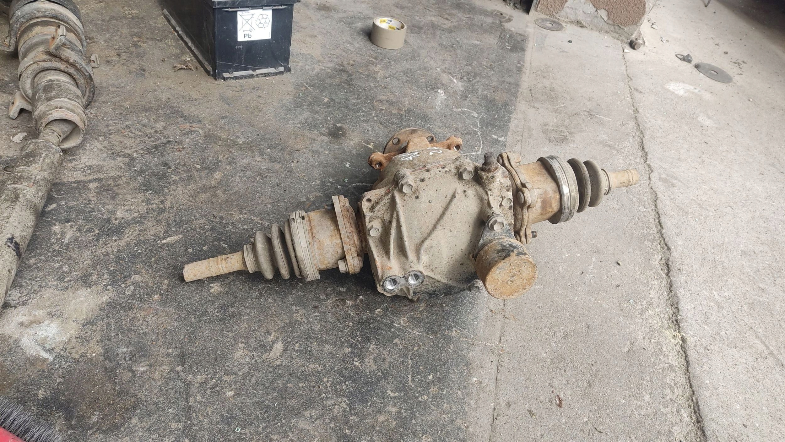differential front Toyota RAV4 II 2005 2.0D4D