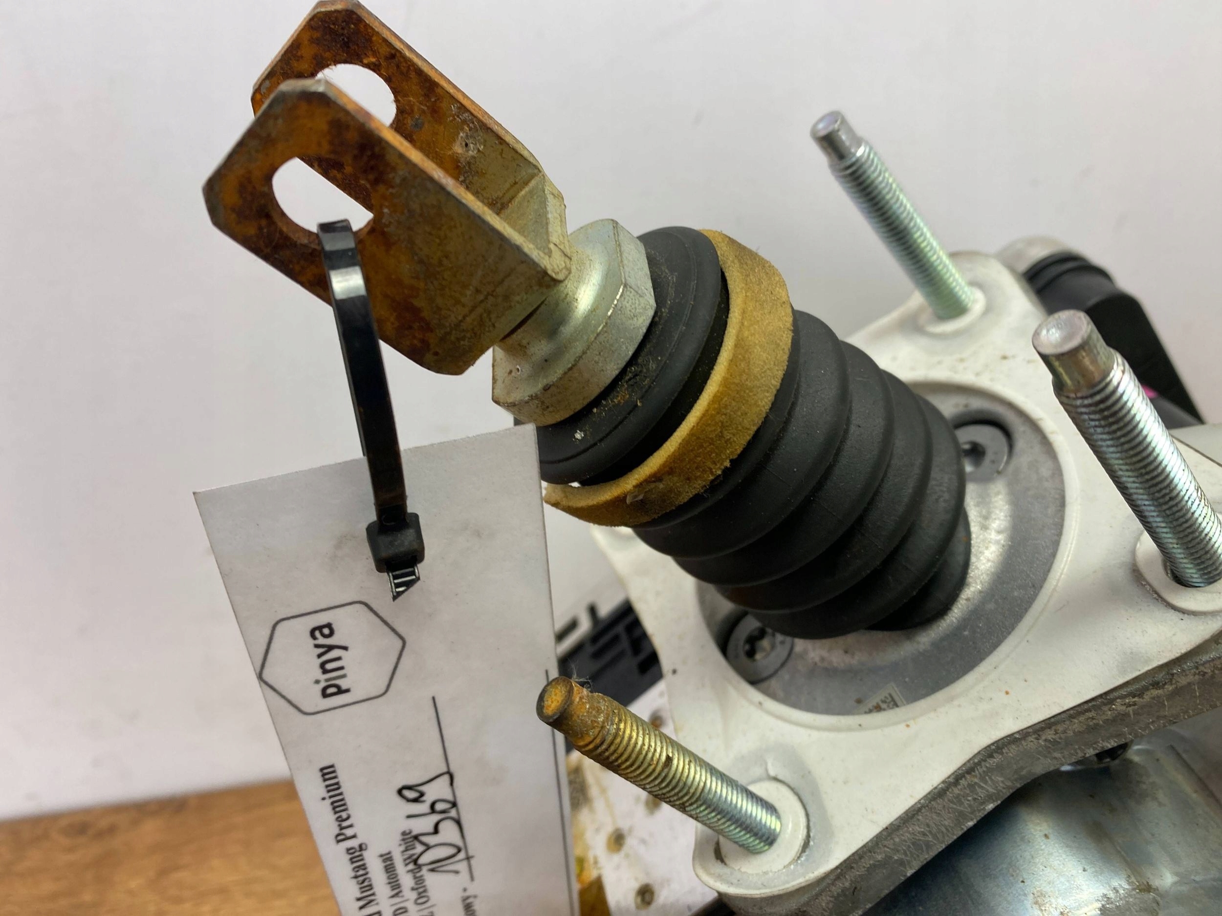 Pompa ABS Ford Mustang VII MK7 S650 2024+