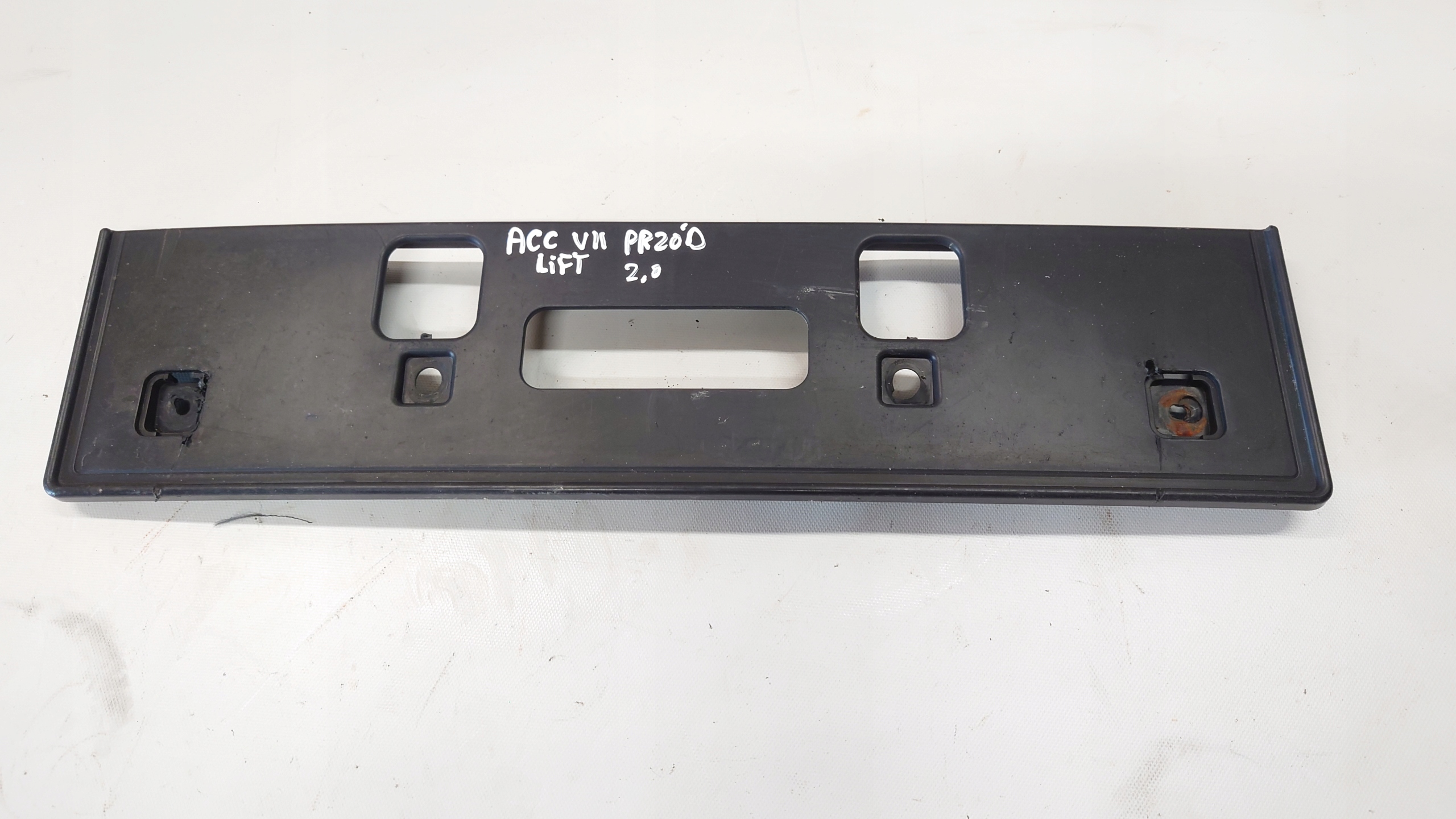 Ramka podkładka podstawa tablicy rejestracji Honda Accord VII 2006-2008