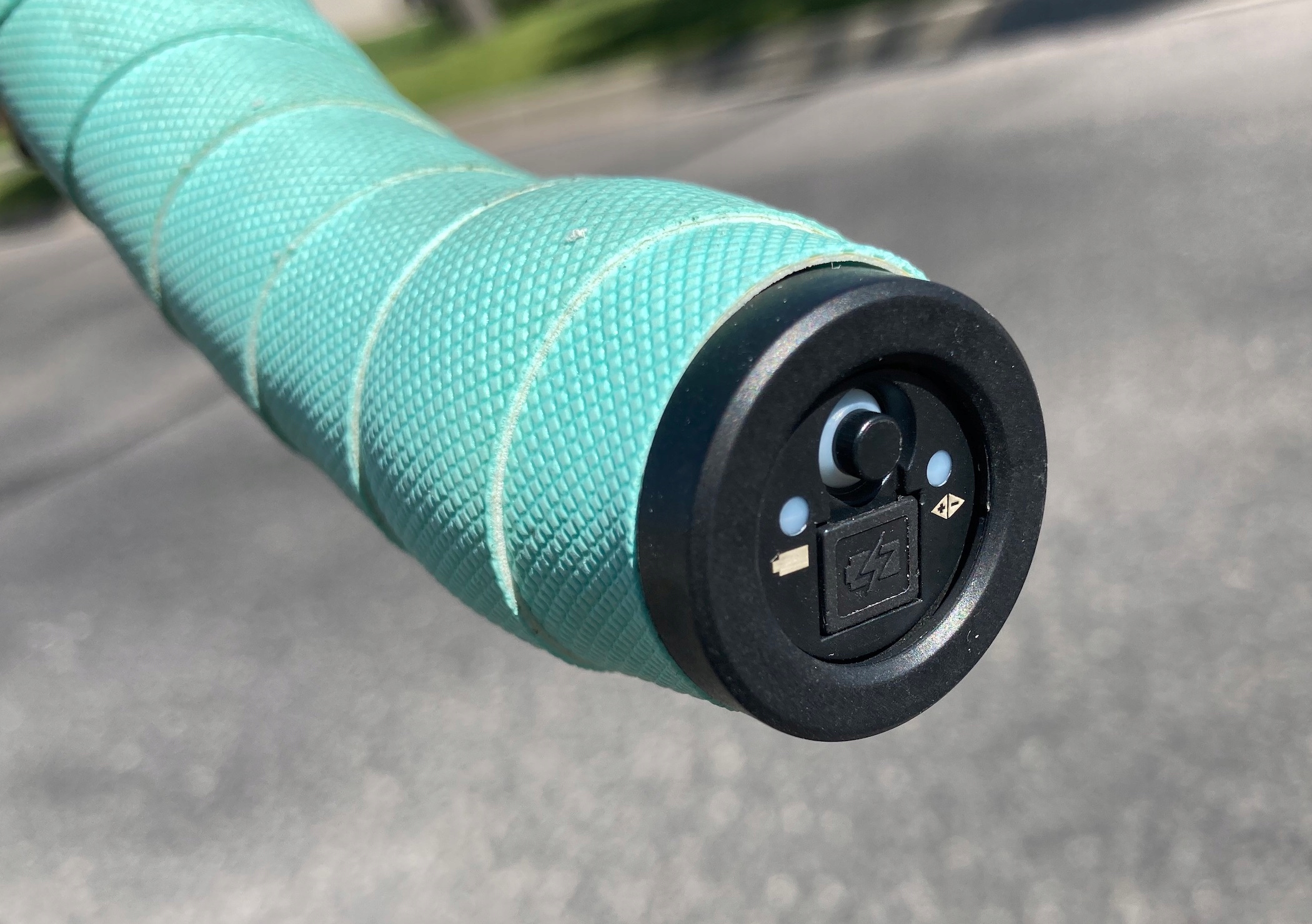 Łącznik przewodów Junction Shimano EW-RS910 Di2 IEWRS910 Model EW-RS910