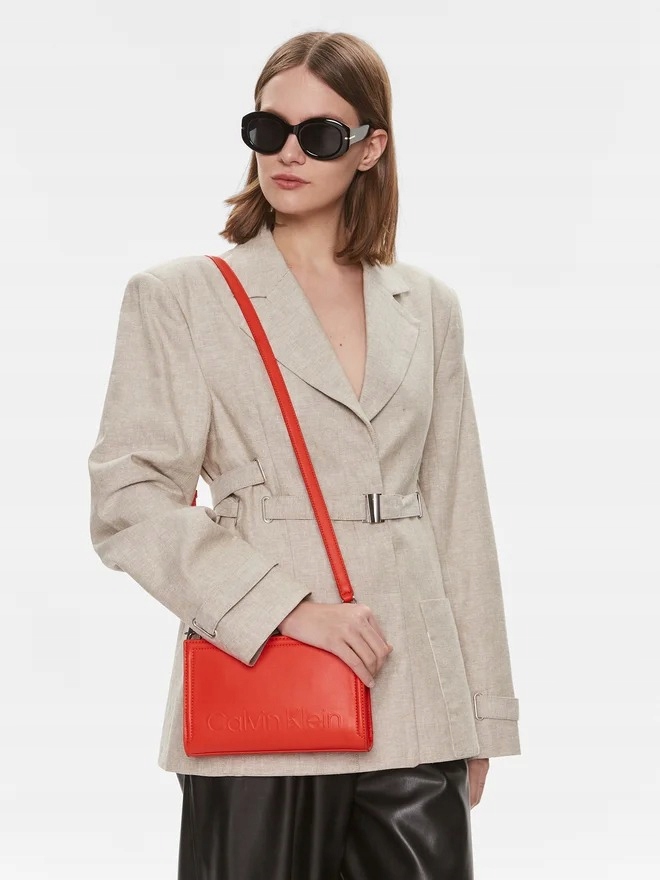 Calvin Klein Taška Minimal Hardware Crossbo K60K609846 dárek